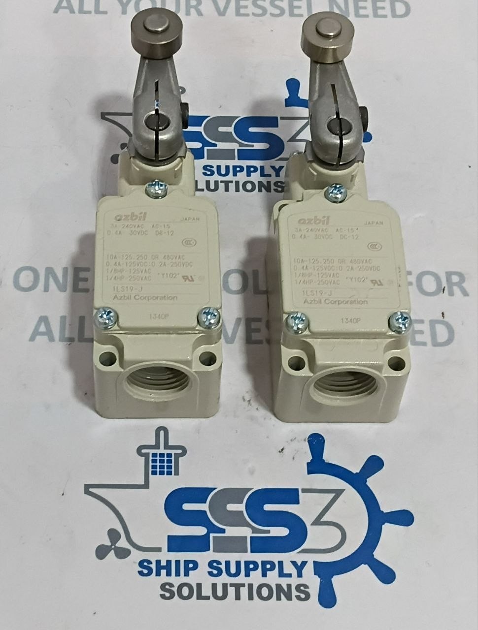 Azbil 1LS19-J Limit Switch with Roller Lever 3A 240VAC AC-15, 0.4A 30VDC DC-12
