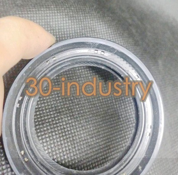 QTY:1 New For BW3386E shaft oil seal