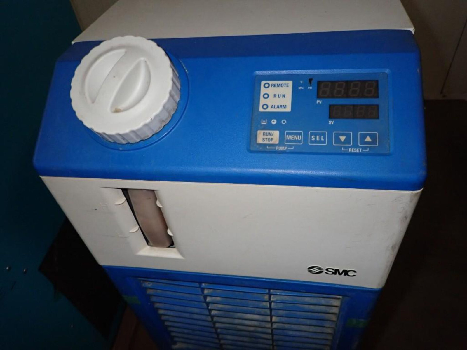 SMC HRS050-AN-20 Chiller, Clear Water, Air Cooled, 5100W Thermal Chiller 224