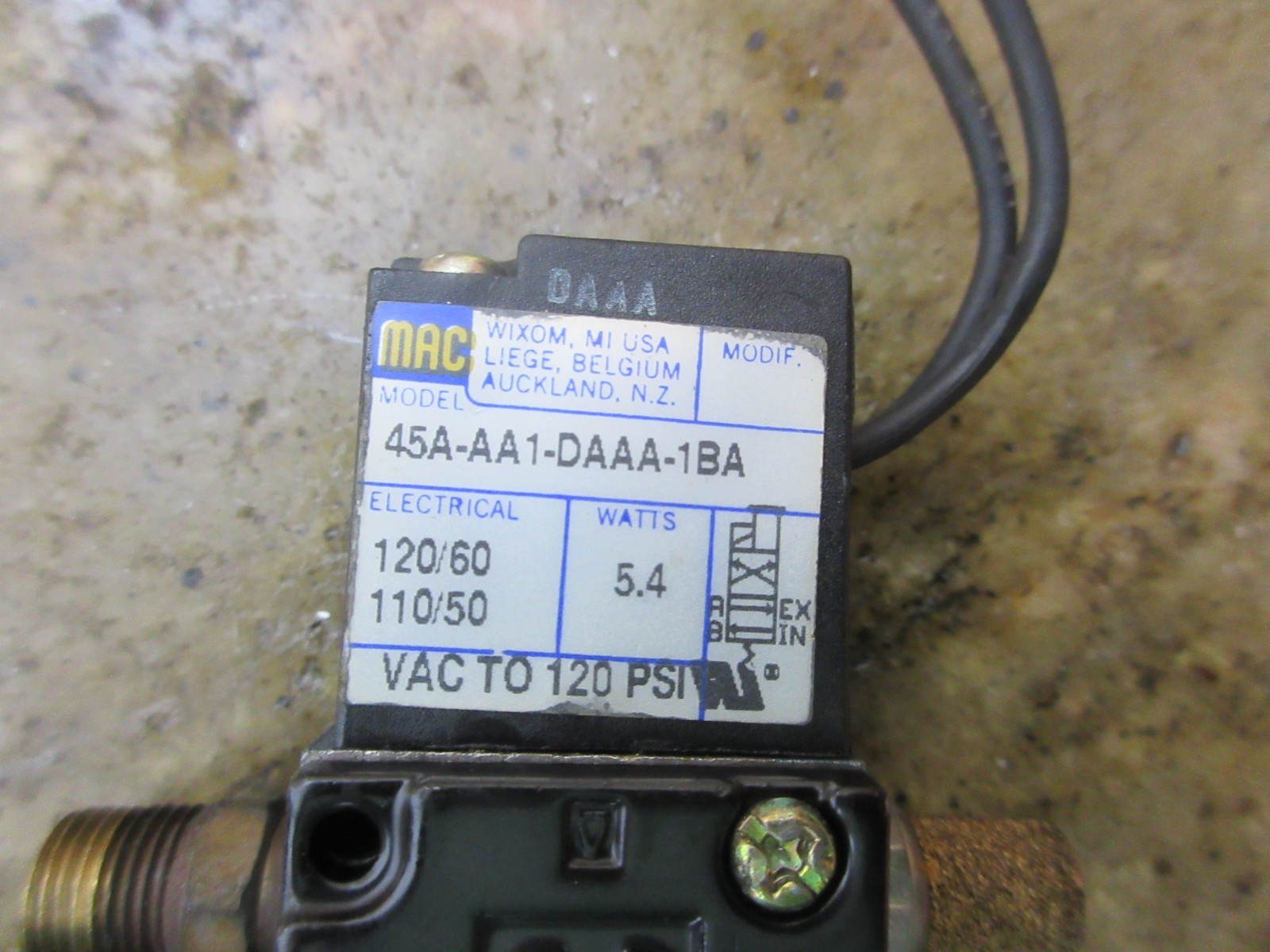 1996 HAAS VF-1 CNC VERTICAL MILL 45A-AA1-DAAA-1BA MAC VALVE