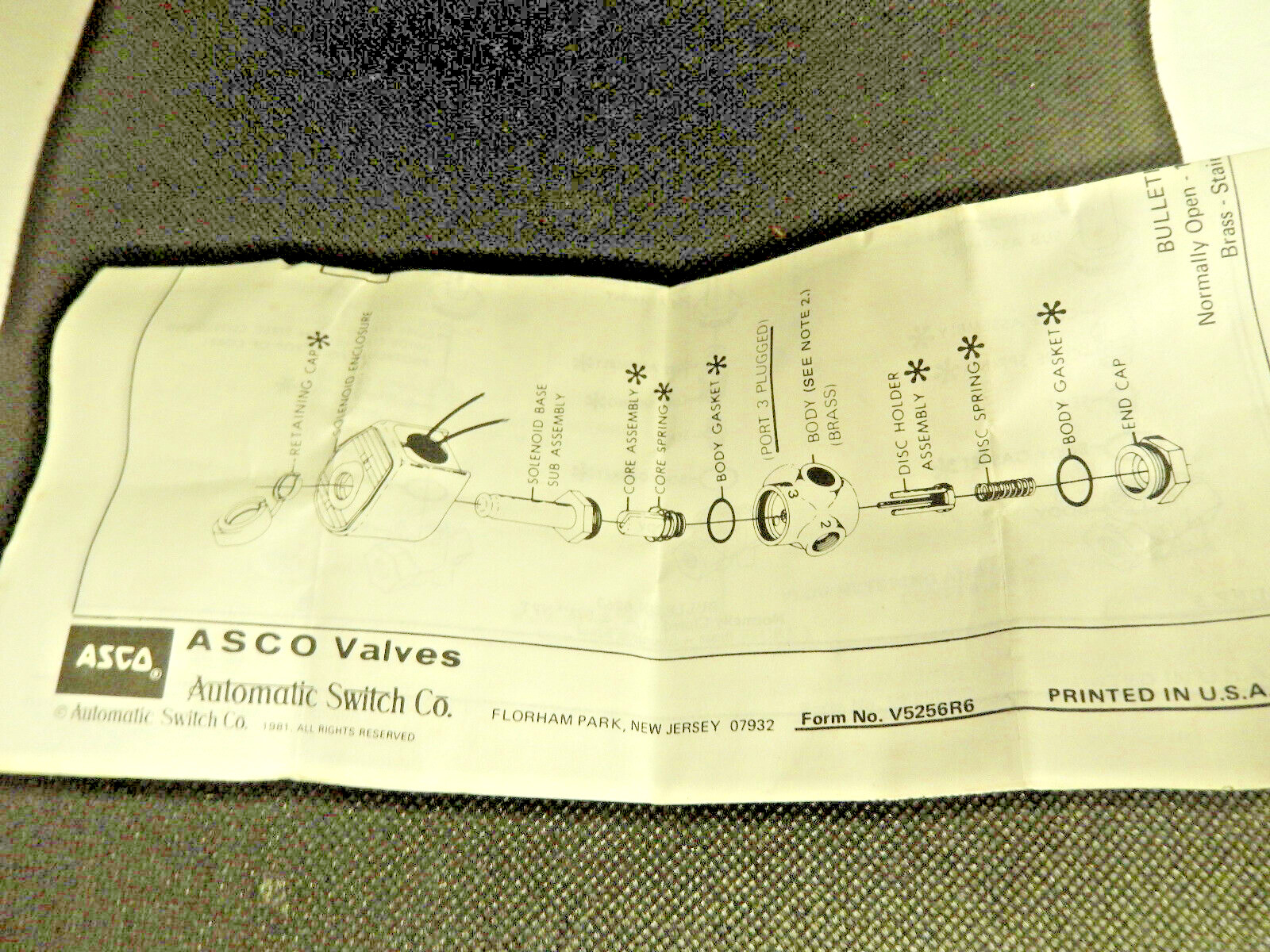 { NOS ASCO 8262C43 SOLENOID VALVE 120V COIL 6W 1/8”