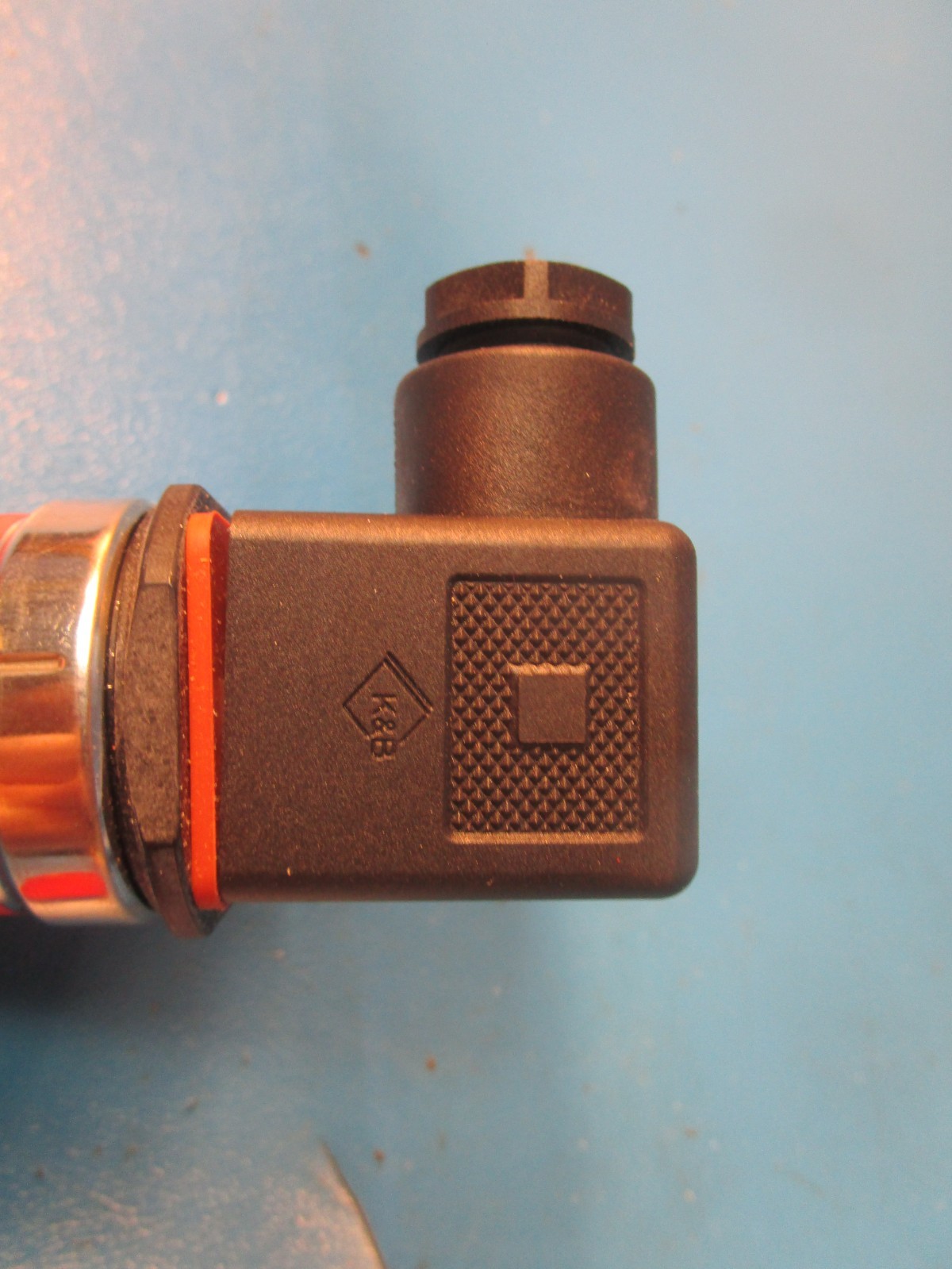 Danfoss AKS 32R, Pressure transmitter, -1 bar – 9 bar, -14.5 psi – 130.5 psi, 06