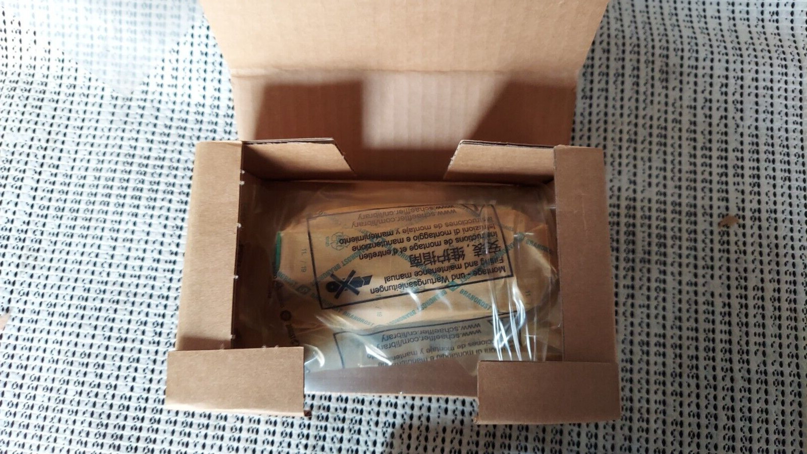 New Ina KWVE20-B-S-V1-G3 Linear Plain Bearing Unit