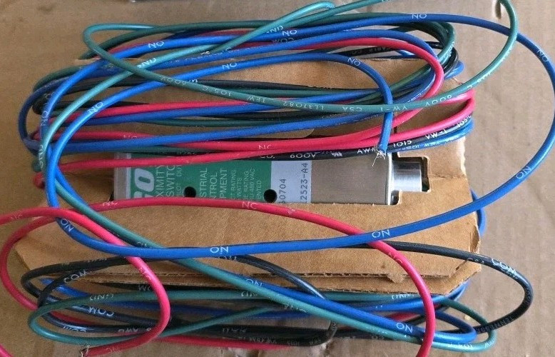 Topworx Go Switch 11-12523-A4 Proximity Limit Switch