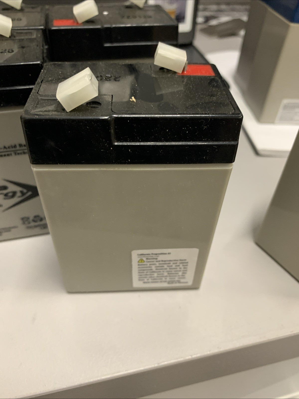 LOT OF 4 SEALED ENERGY RECHARGEABLE SEALED LEAD ACID BATTERIES RB640 6V 4.5Ah
