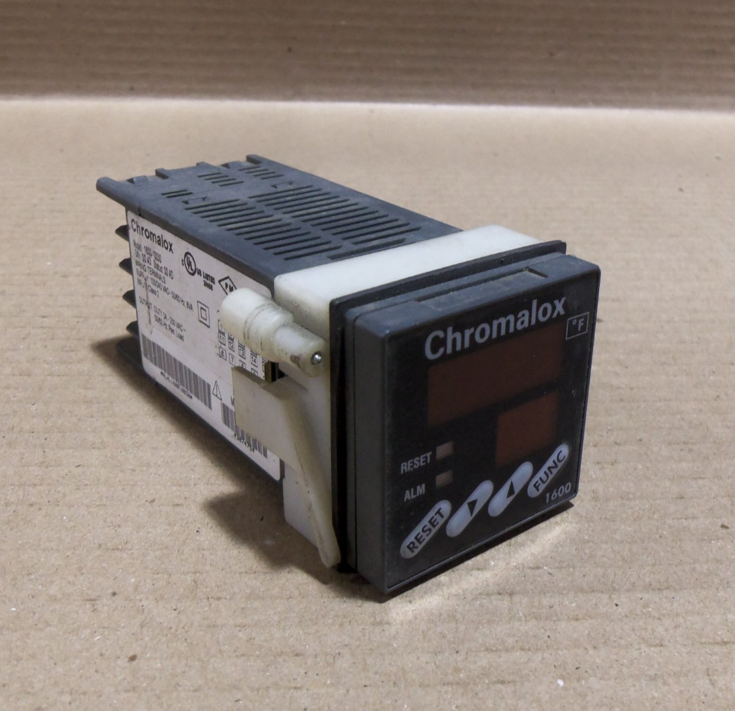 Chromalox 1600-10030 4-Digit Display 100-240Vac 8VA