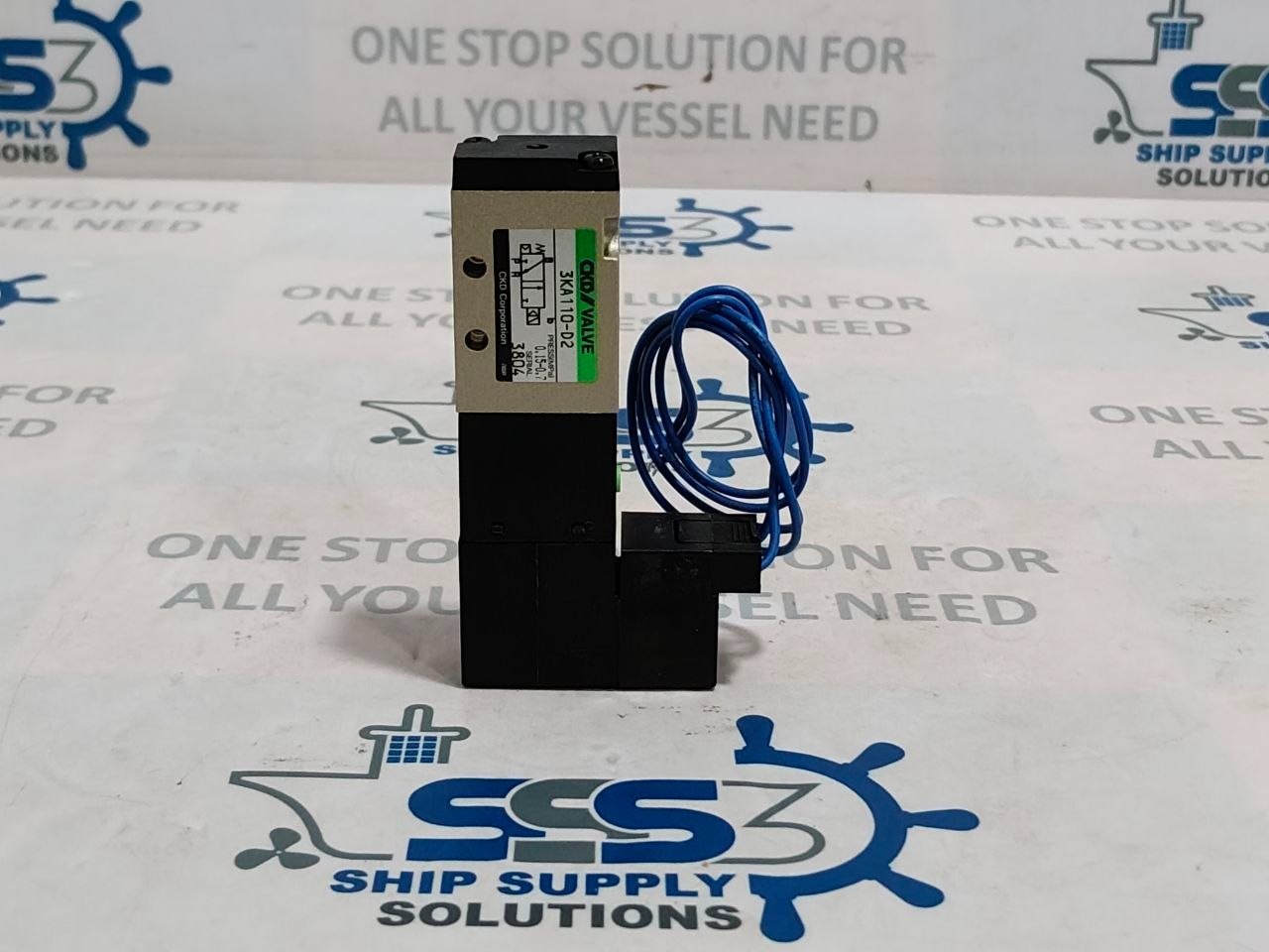 CKD 3KA110-D2 Pneumatic Solenoid Valve with Coil AC100V Press 0.15-0.7MPa