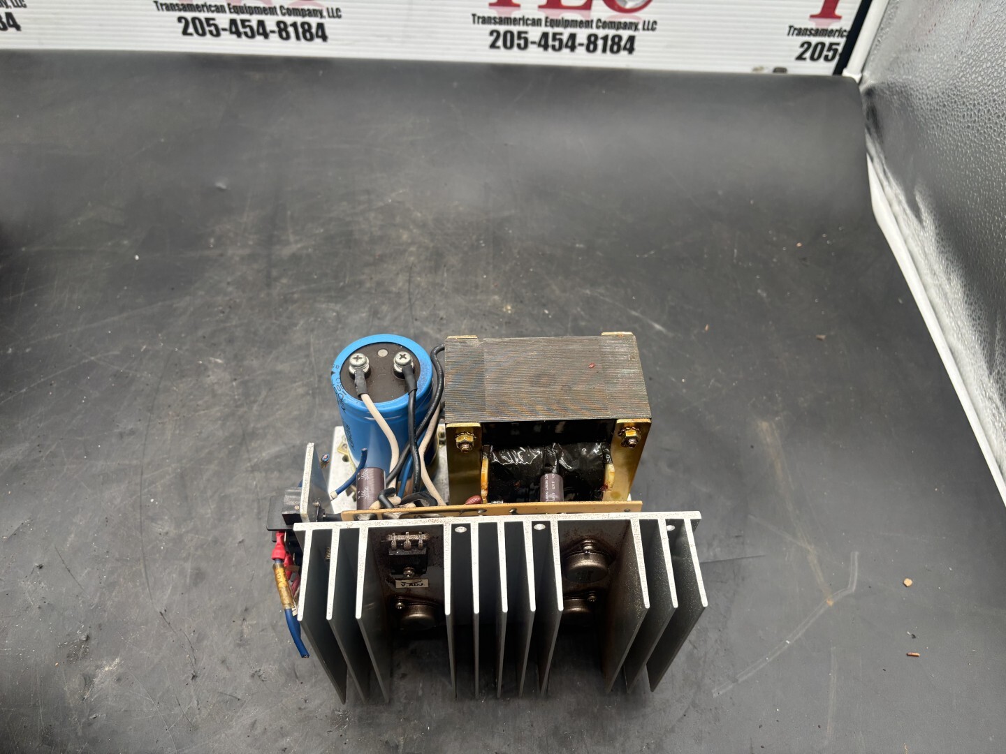 SOLA 83-24-260-03 24VDC/6A ;47-63Hz Power Supply