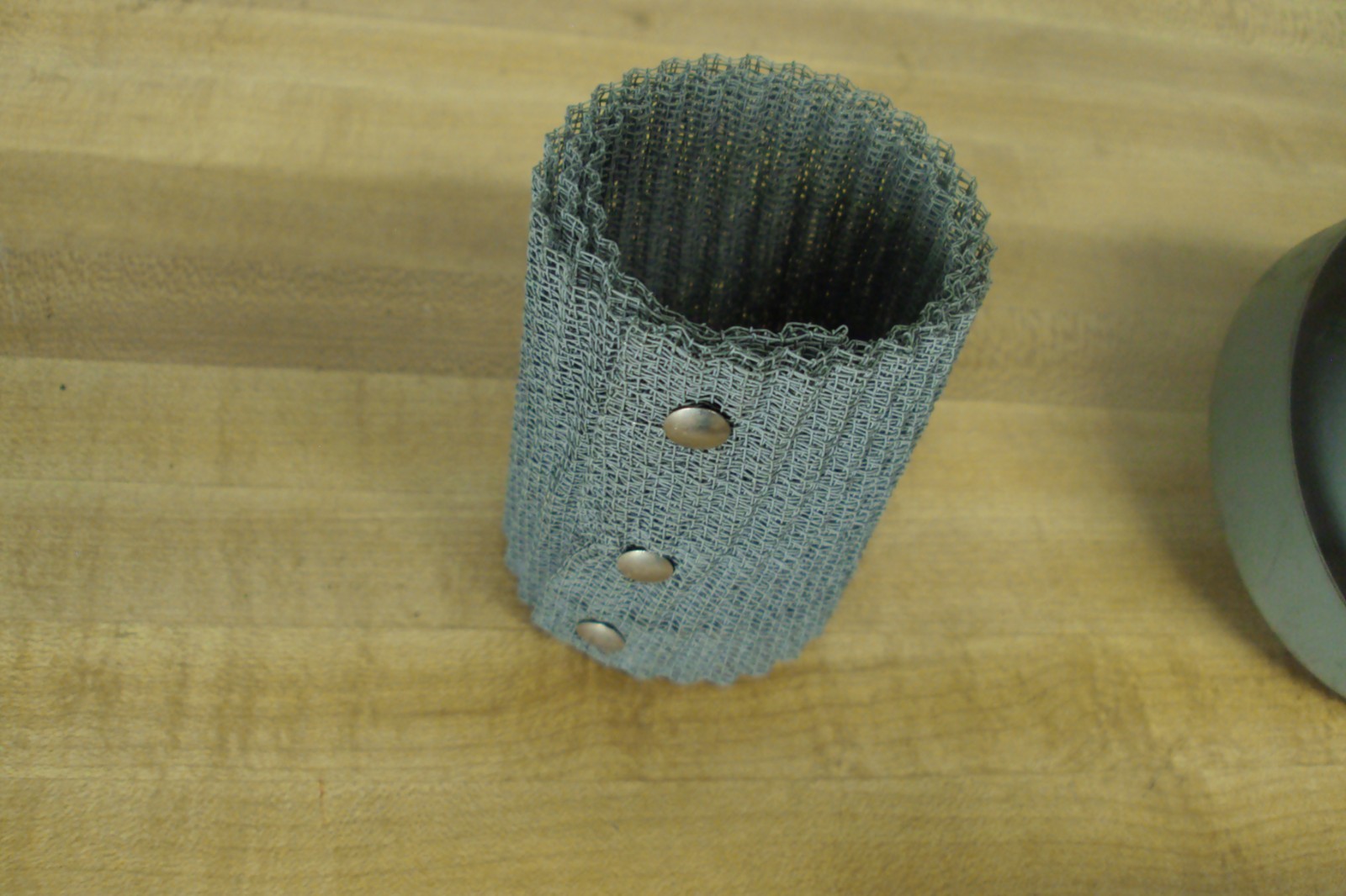 AIR-MAZE FAOB Oil Bath Filter 3/4″ NPT 3″ High 3″ Wide New Old Stock Bin 367
