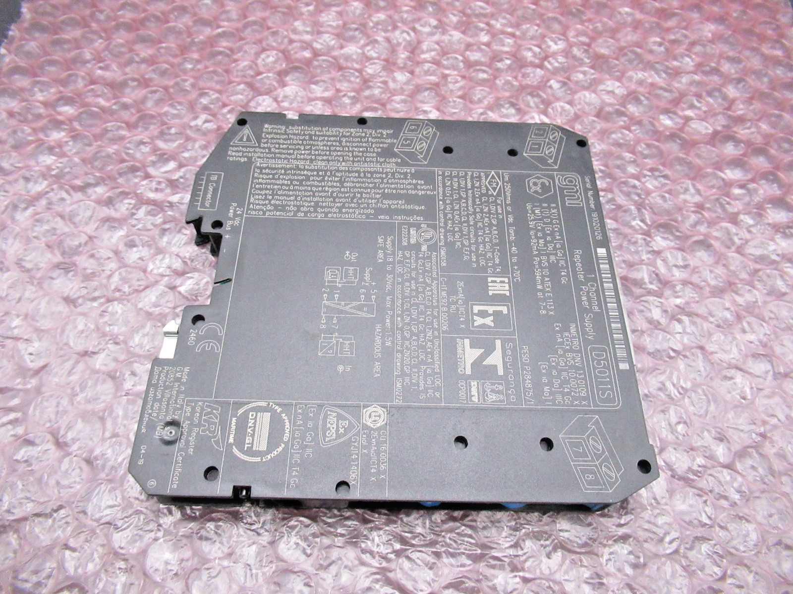 *US SELLER* GM International D5011S One Channel Repeater Power Supply