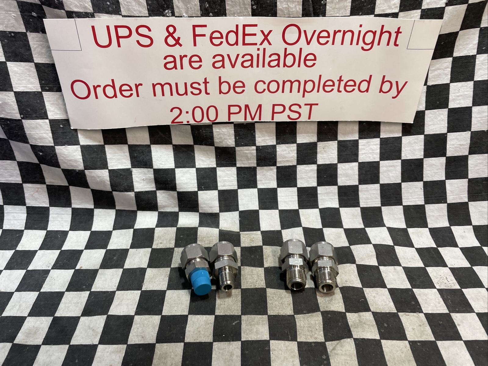 SWAGELOK SS-810-1-4 & SS-810-1-6, Male Connector , LOT OF 4 SHIPSAMEDAY#1326V16