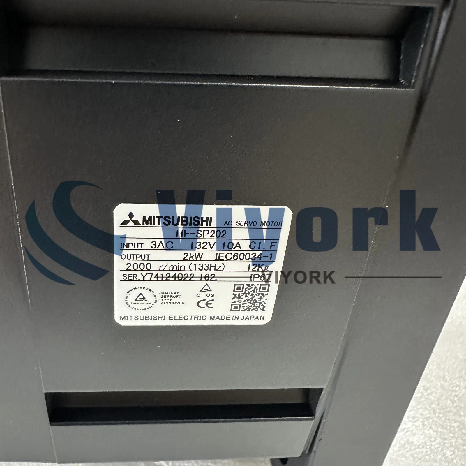 Mitsubishi HF-SP202 AC SERVO MOTOR NEW