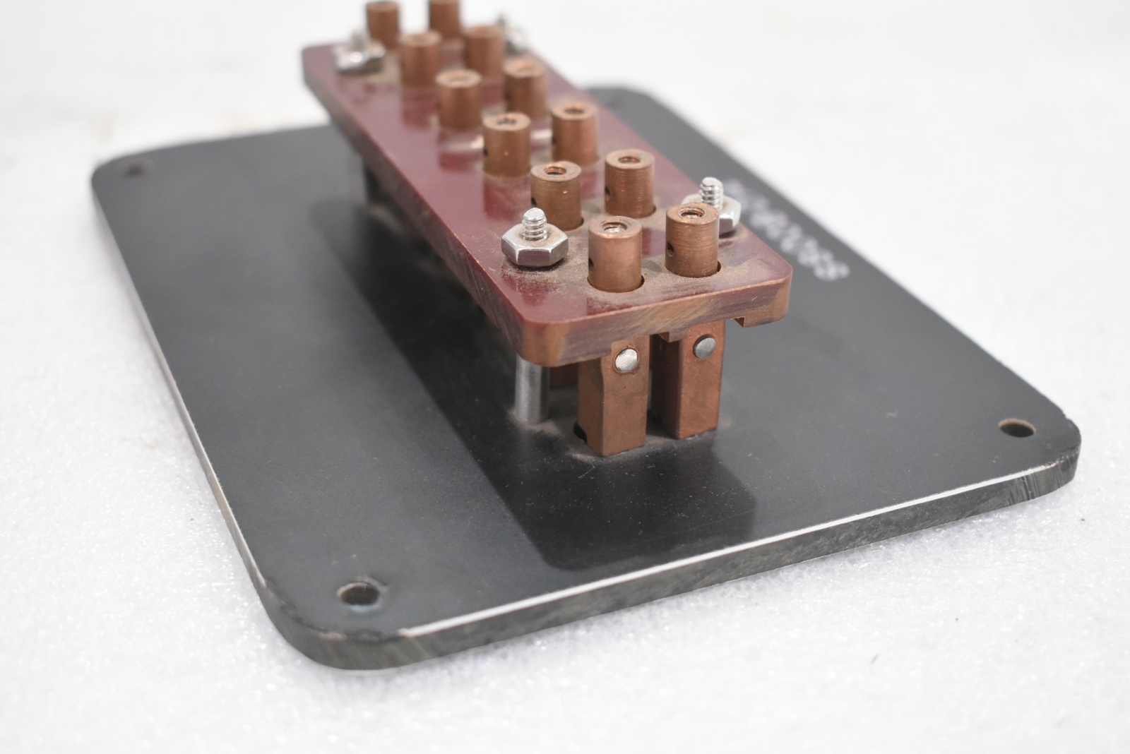 THERMO ELECTRIC SS008-214, 305225 PANEL, JACK, 6-SOCKET, VDP RF BLEEDER ASSEMBLY