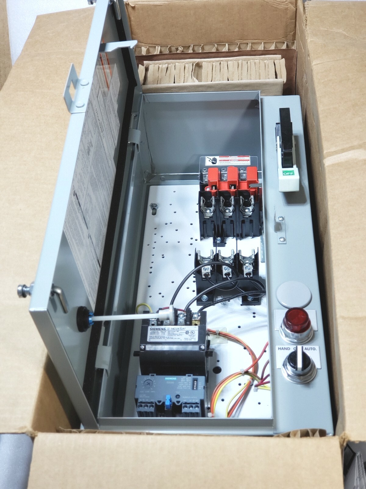 SIEMENS 17CUC92NF11, Starter,Fusible Combo FVNR SZ0,3-12Amps,N12/3R,120V, N£W