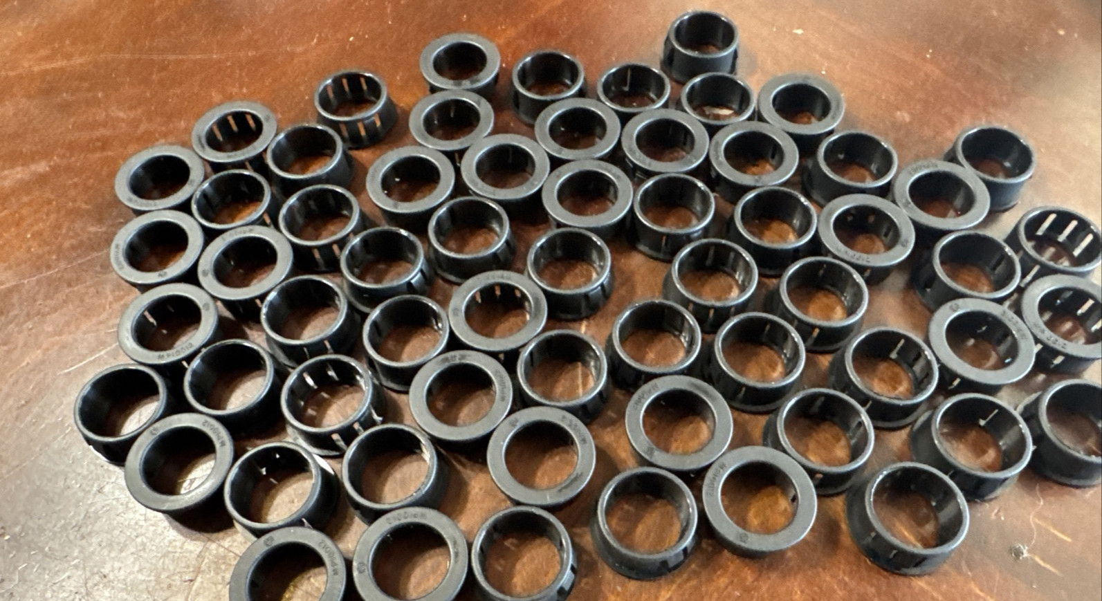 Mouser MP10012 Grommet 1.0 Hole .75 ID .453 thick (69 pcs) & WG0906 1/2″