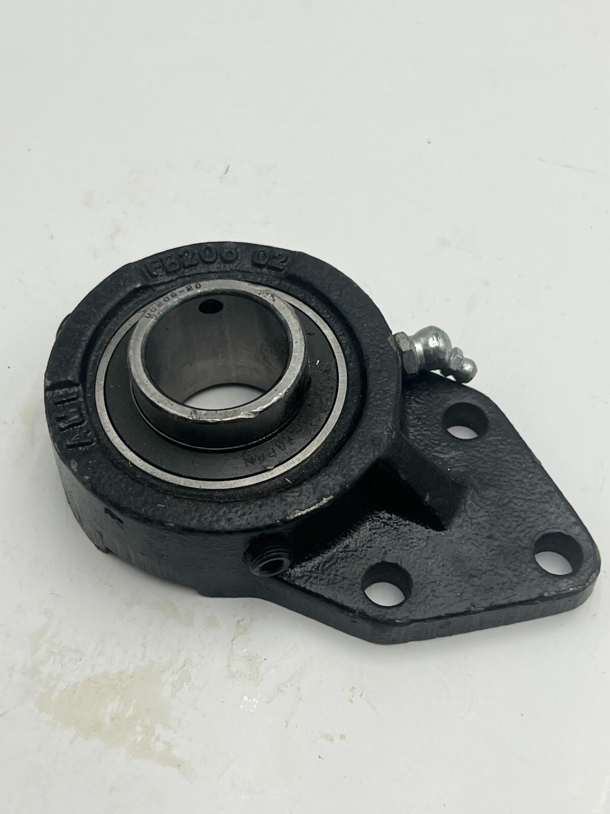 AMI FB206-02 HOUSING UNIT W/ UC206-20 BEARING 2J B