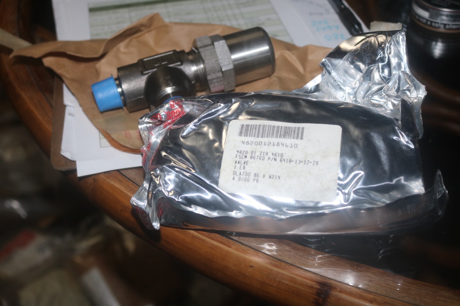 NOS Parker Teledyne Repub. hydraulic pressure relief valve 641B-13-1/2-28
