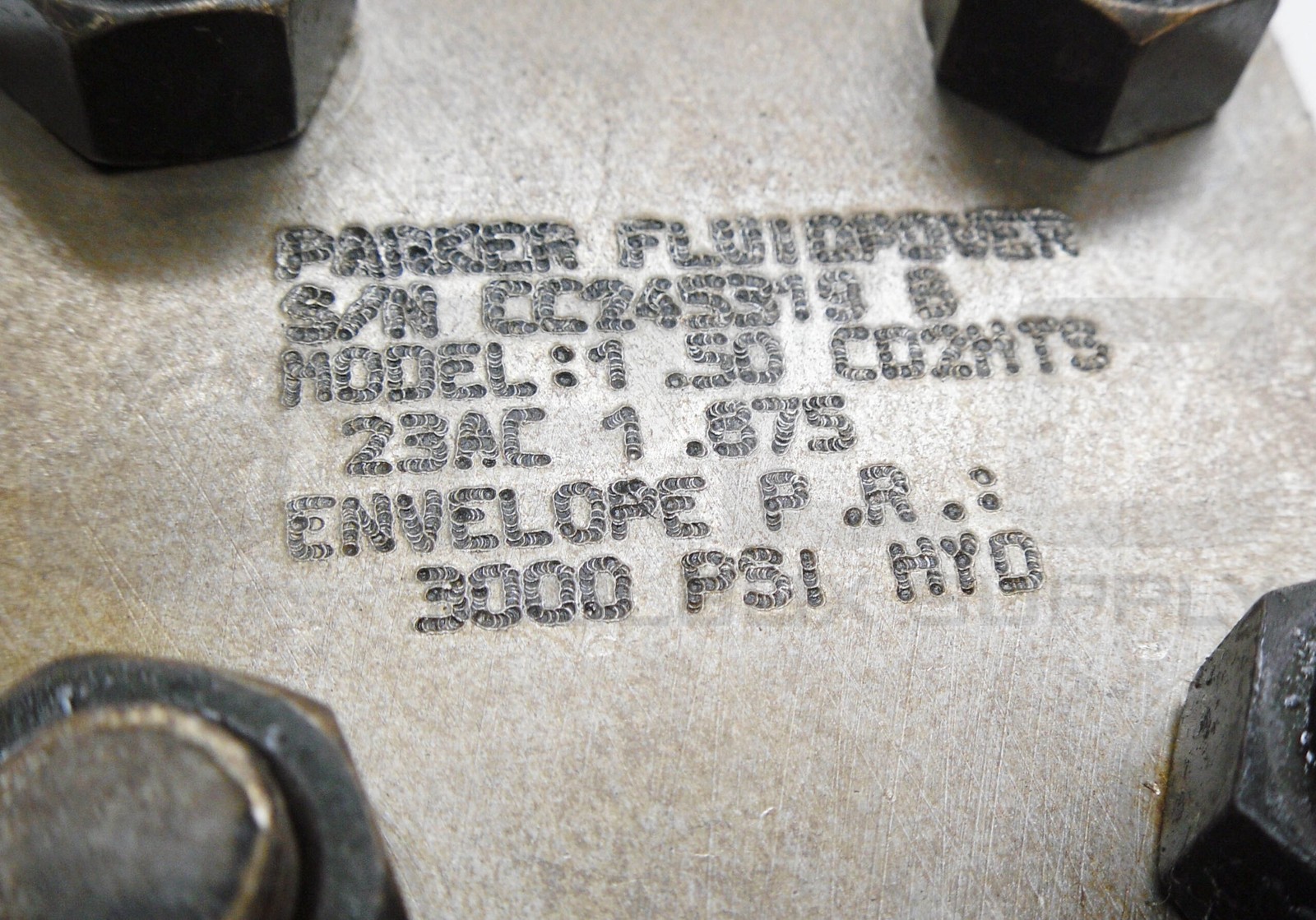 NEW PARKER FLUIDPOWER CC245319 B CYLINDER, 3000 PSI (1.50 CD2HTS 23AC 1.675