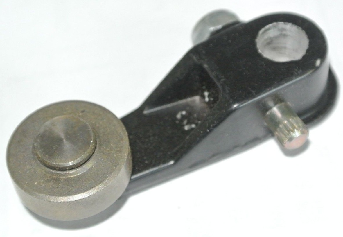 GE CR215GL11 – LIMIT SWITCH ROLLER LEVER 1.5″ RADIUS – STEEL ROLLER NEW SURPLUS