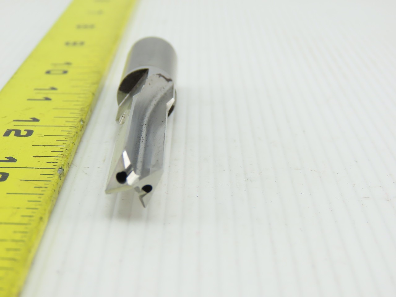 Alliance 15185-0-00 7/16″ 4 Straight Flute Coolant Thru Carbide Square End Mill