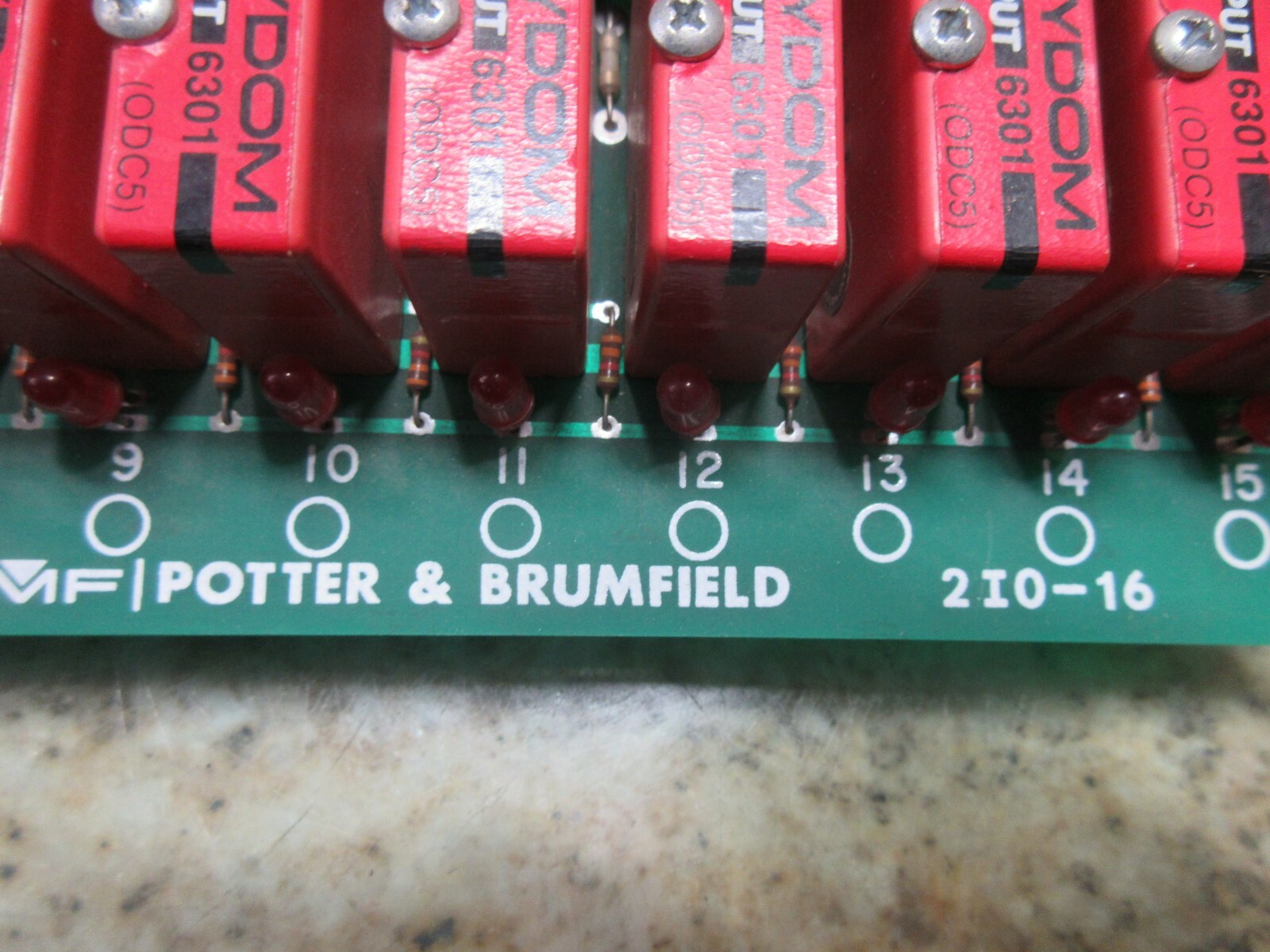 AMF POTTER & BRUMFIELD CIRCUIT BOARD 2I0-16 CRYDOM 6201 2I0-16 2IO-16