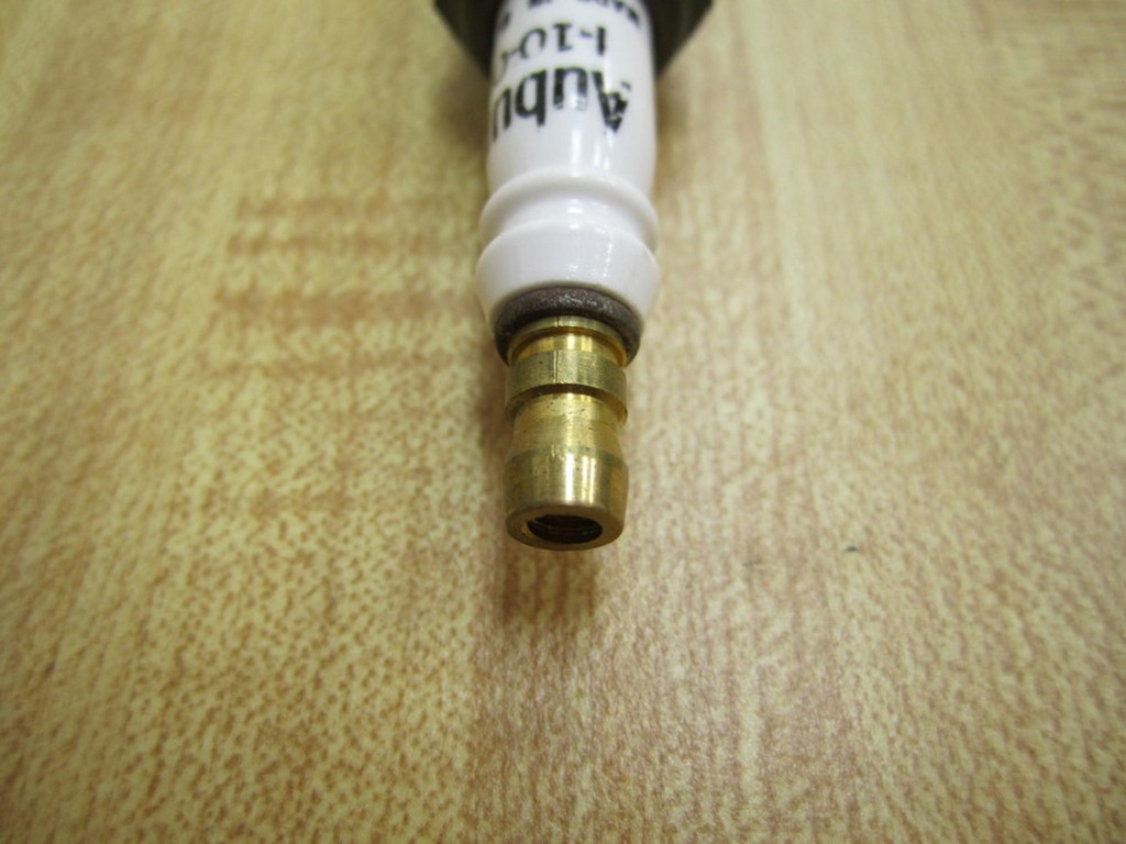 Auburn 1-10-09 Spark Plug
