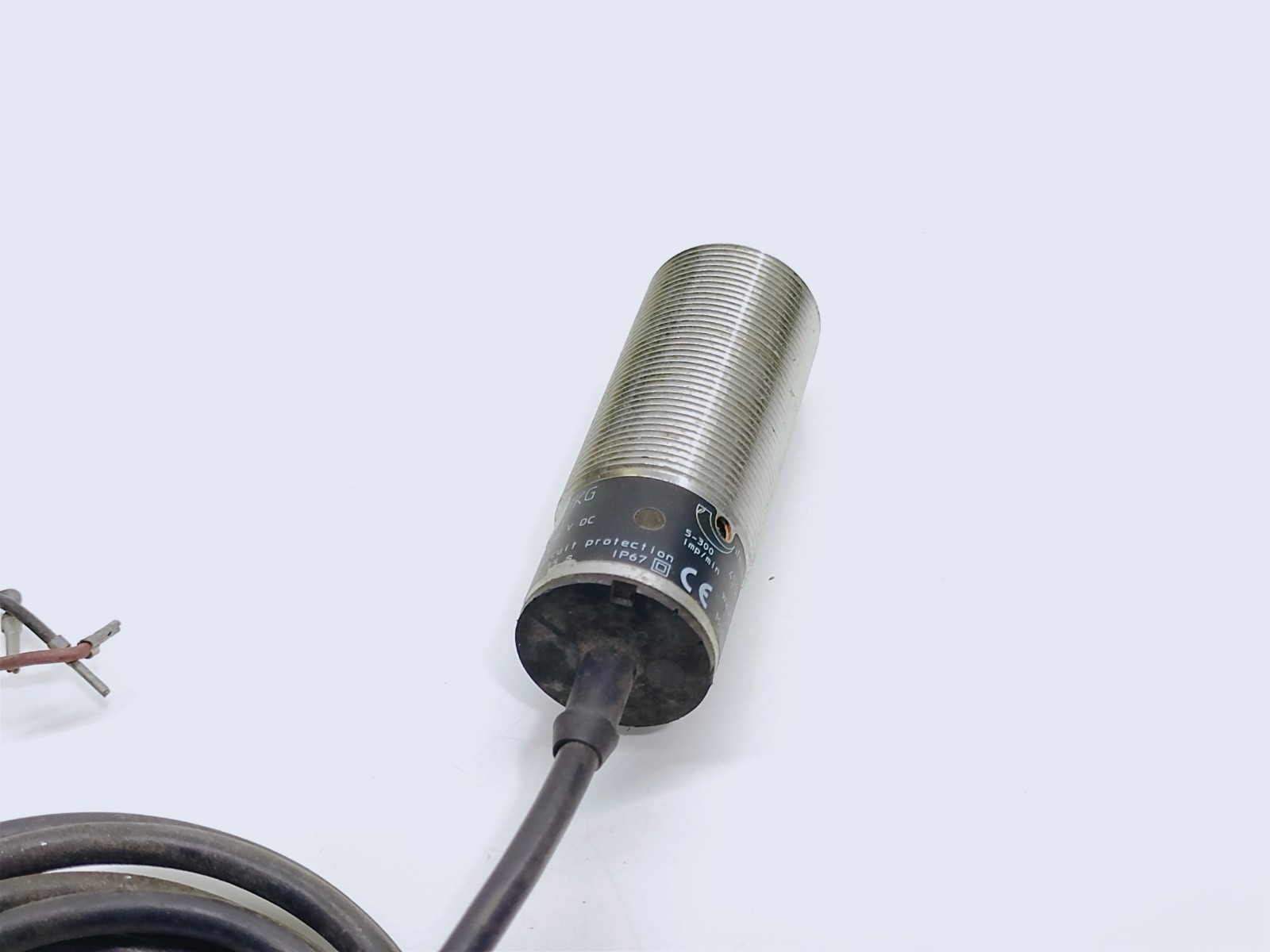 IFM DI5005 DIA3010-YPKG Proximity Switch (FREE SHIPPING)