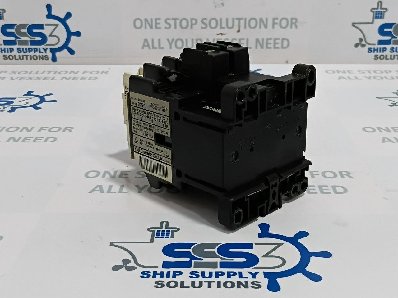 Fuji SC-5-1 [19] Contactor With Aux. Relay SZ-A11 Coil Vol. 210V/250V 50/60Hz