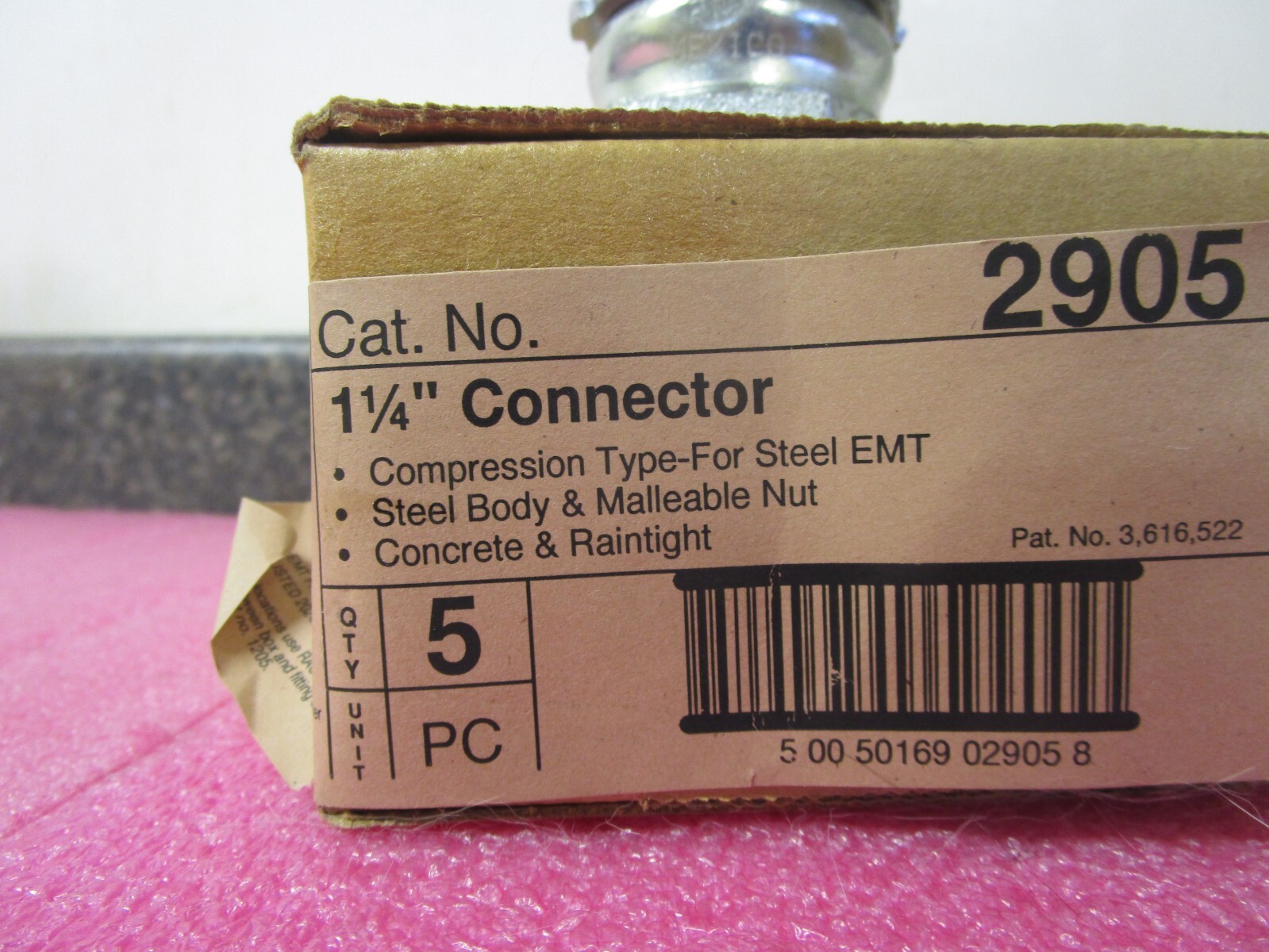 NEW! Qty (5) Hubbell RACO 1-1/4” Connector 2905 Compression Concrete & Raintight