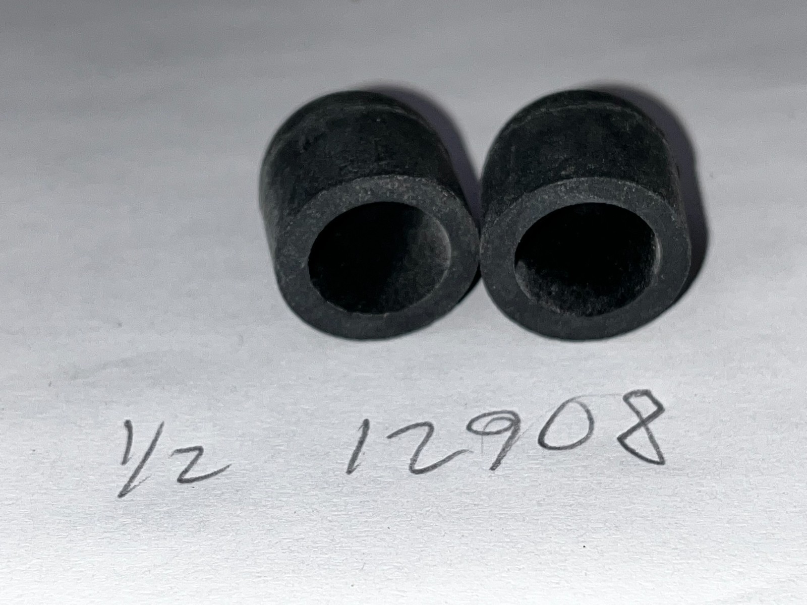 Qty 27 Auveco EPDM Vacuum Caps 1/8″-1/2″ 12209 4440 4439 19002 12210 12908