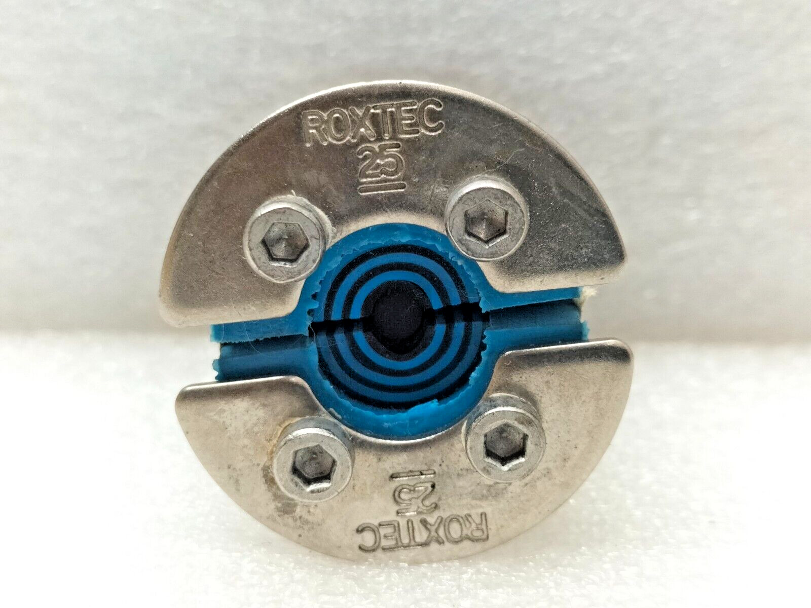 ROXTEC RS 25 AISI316 ROUND SEAL FOR CABLE/PIPES 3.6-12mm RS00100251023