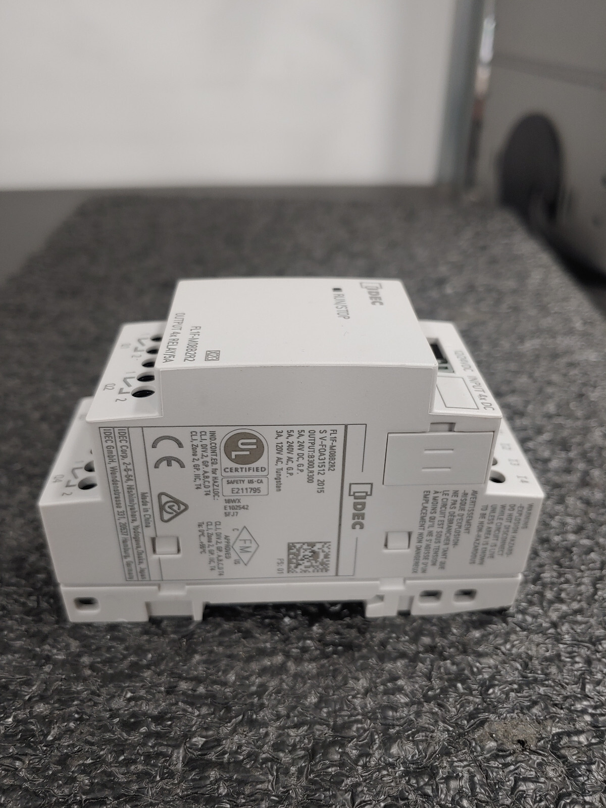IDEC FL1F-M08B2R2 FL1F SmartRelay 4in 4out 12-24VDC Expansion Module