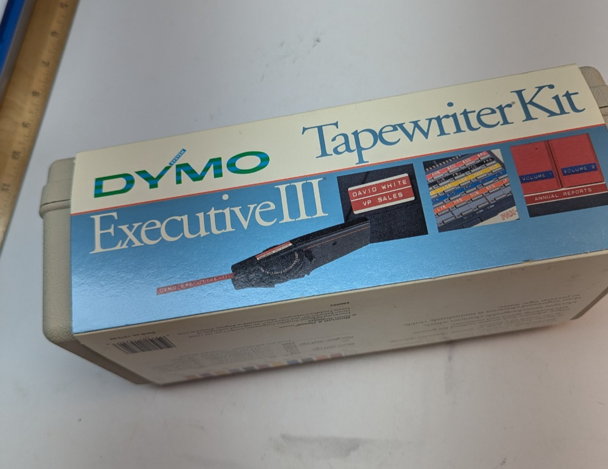 DYMO Exclusive III Tapewriter Kit #1575-04 with Hard Plastic Case Made in USA