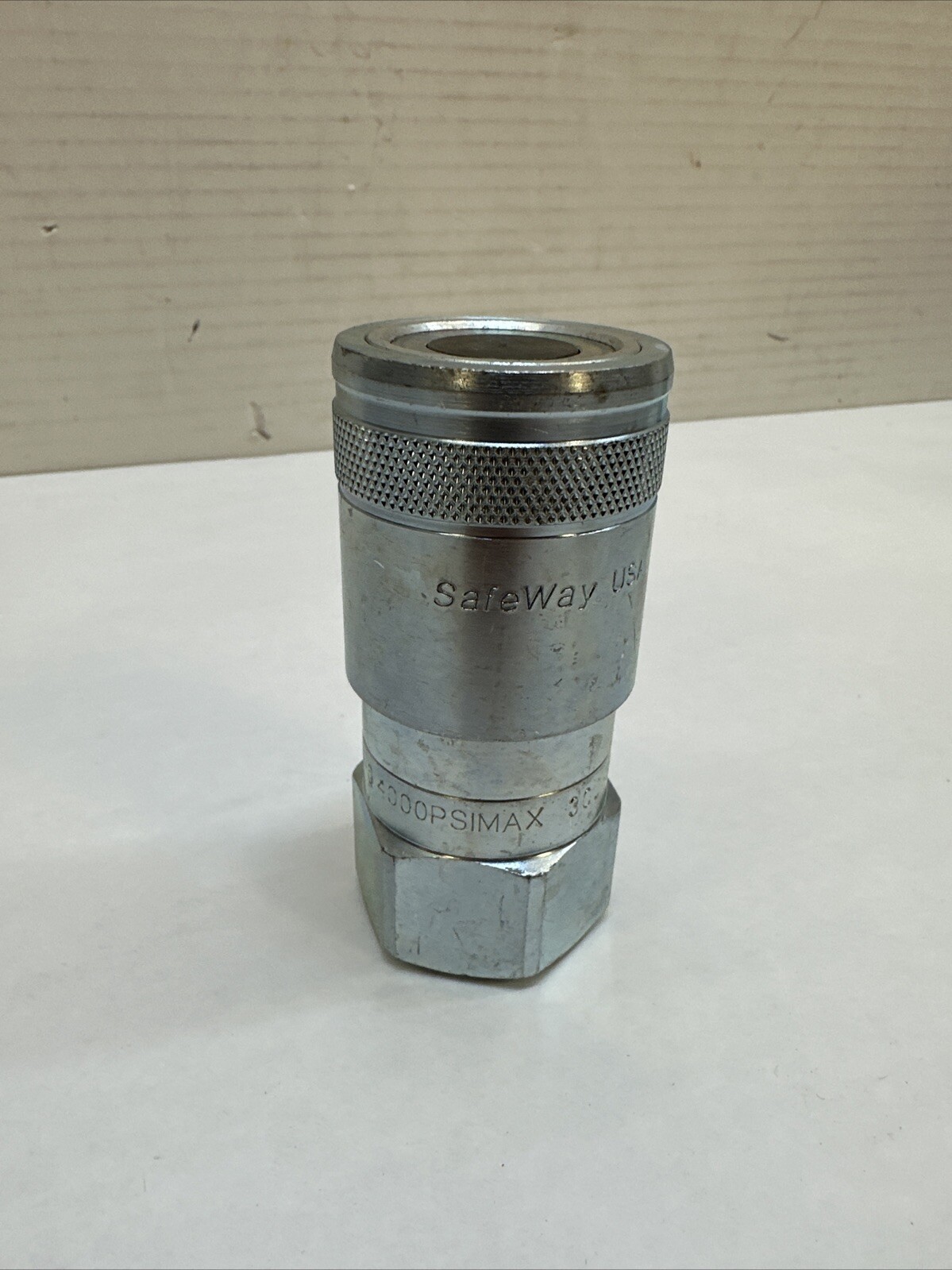 Safeway FFE495-6 Quick Coupling 3/4″ NPTF 4,000 PSI