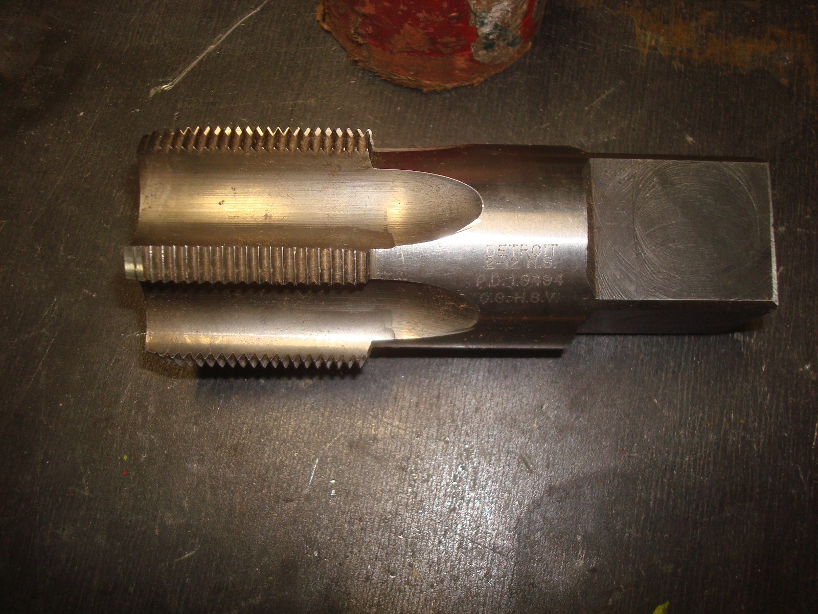 Nice! 2-12 NS Detroit Tap 1-1/4″ Shank HSV Free Shipping! USA