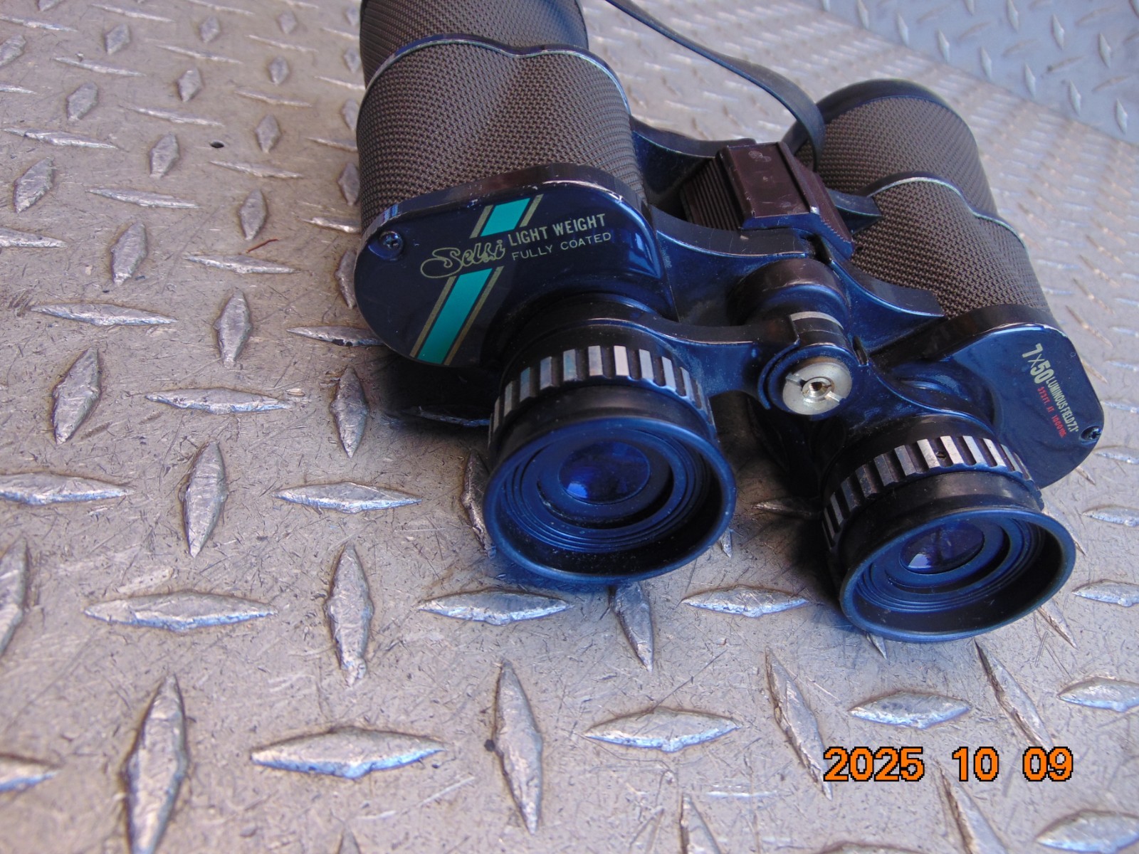 Selsi Binoculars 7X50 Luminous Field 7.1 372 Ft. at 1000 yds.