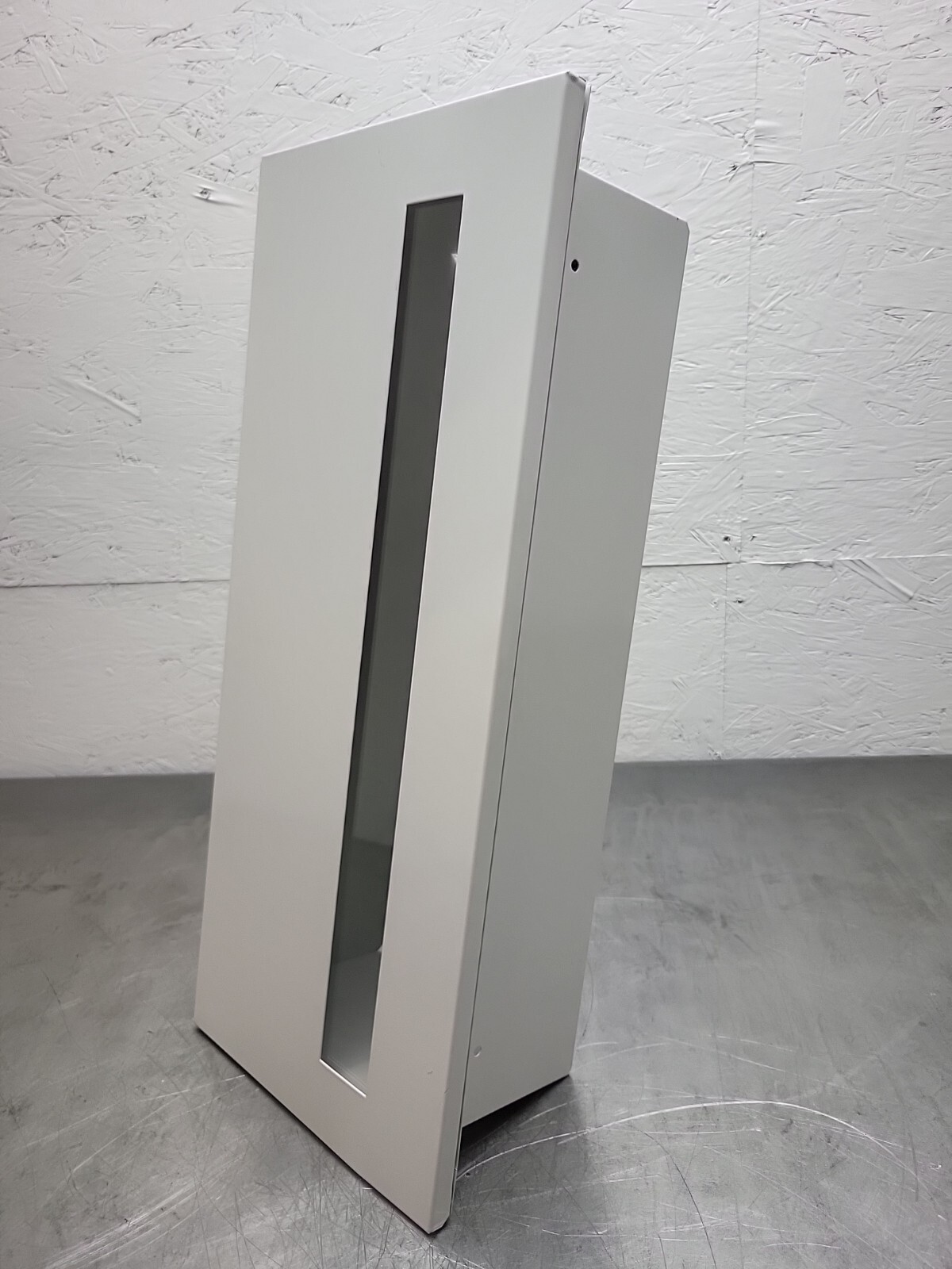 Fire Extinguisher Cabinet 26 3/4″ H x 11 3/4″ W x 5 3/4″ D 7220-DV *NEW DAMAGED*