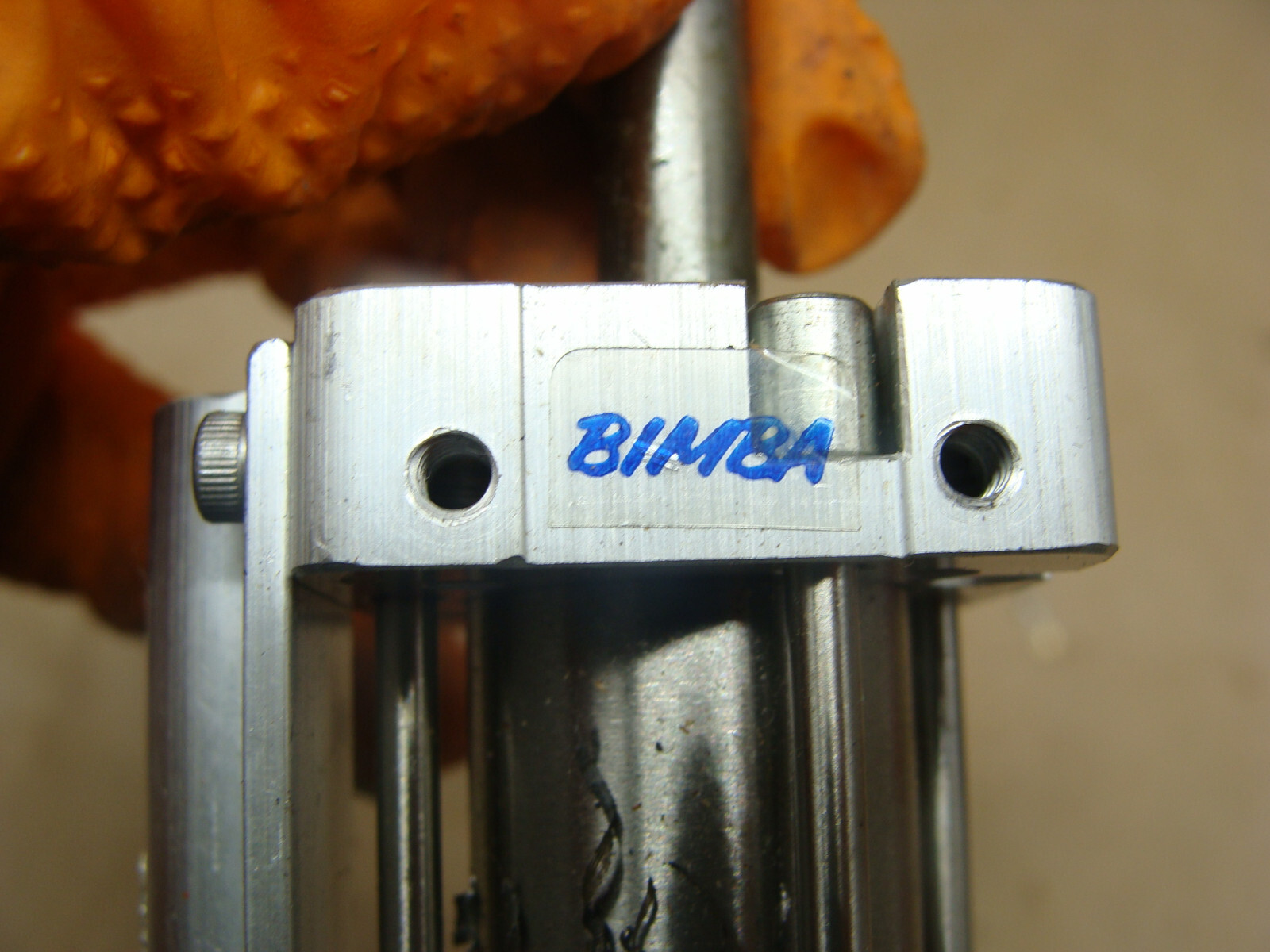 BIMBA FLAT-1 FS-040 .375-MM PNEUMATIC CYLINDER