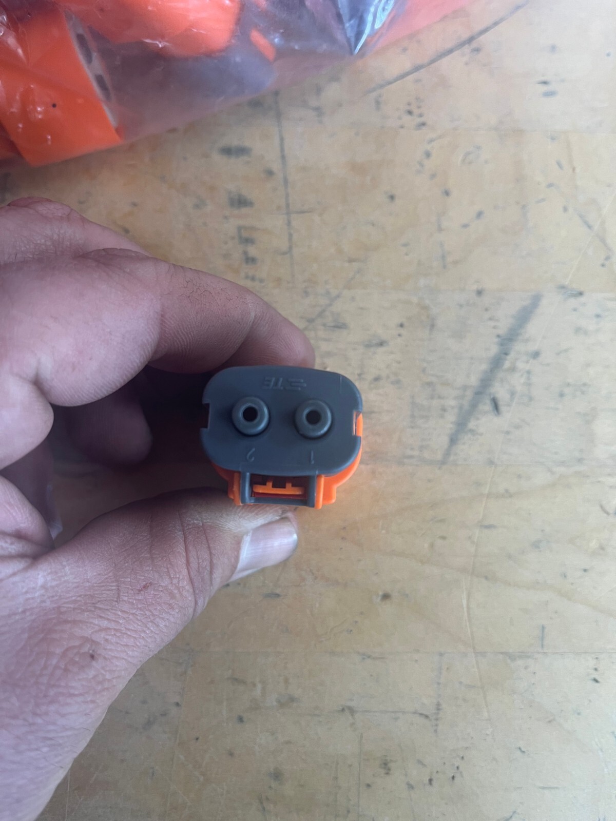 TE Connectivity 2103149-1, PLUG, HVIL ONLY, HVA280-2PHI