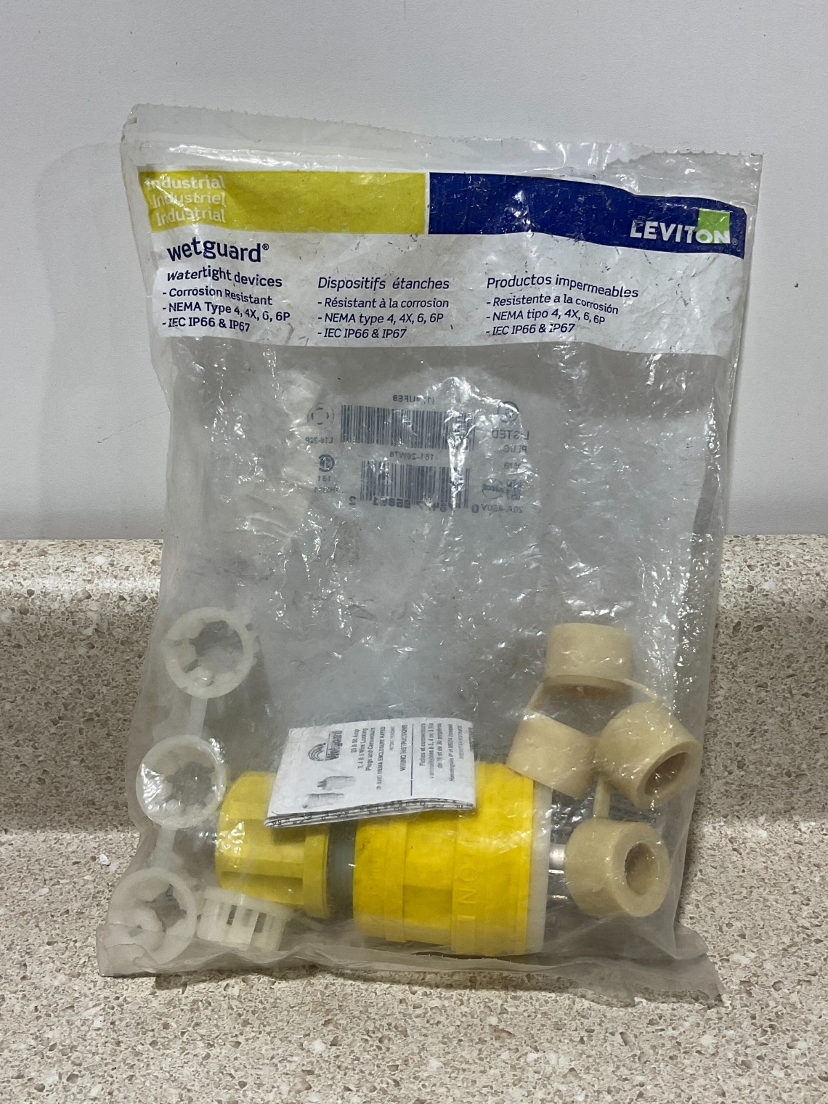Leviton 4UFE8 161-26W76 NEW