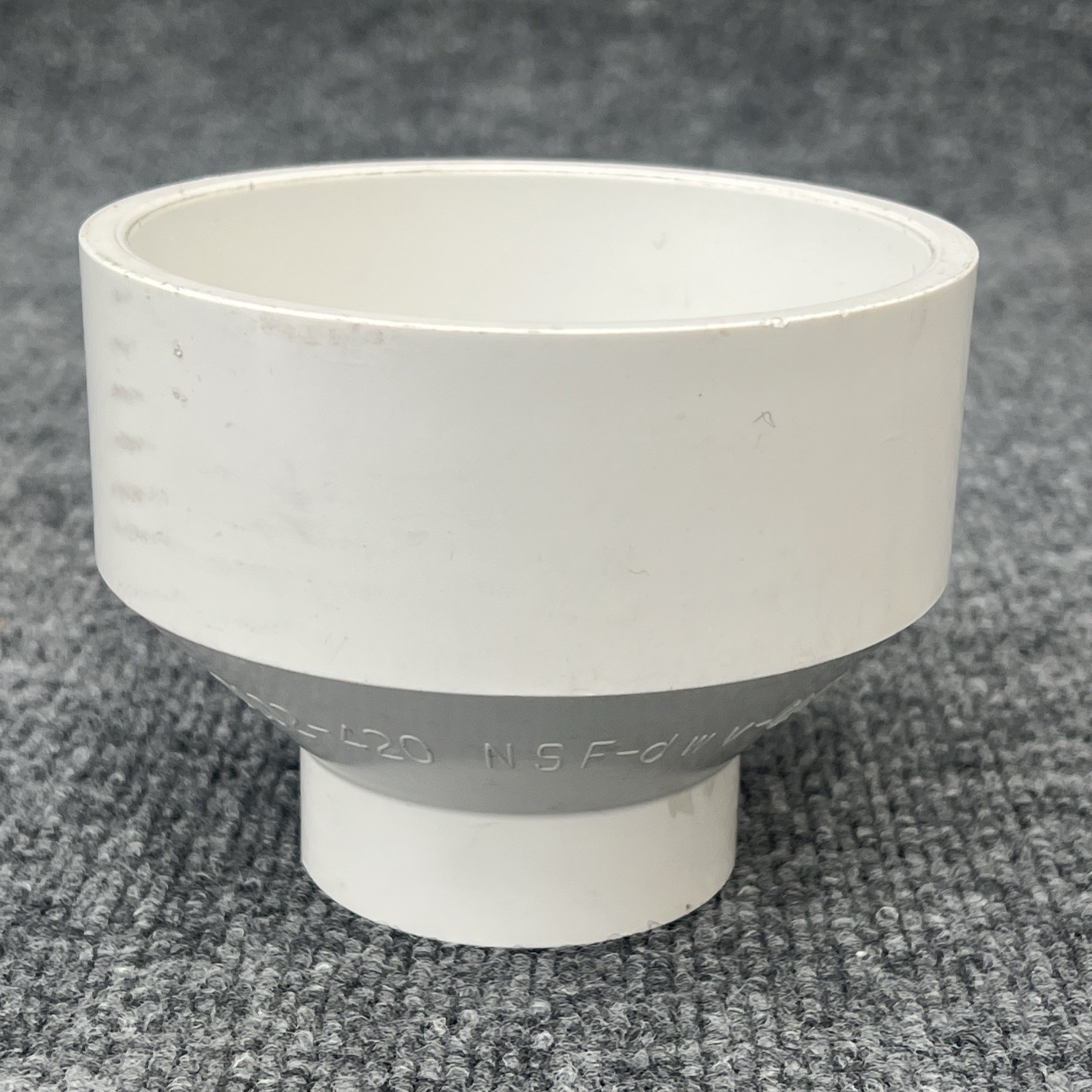 LASCO D102420 4 x 2 Hub x Hub PVC-DWV Reducing Coupling New Other