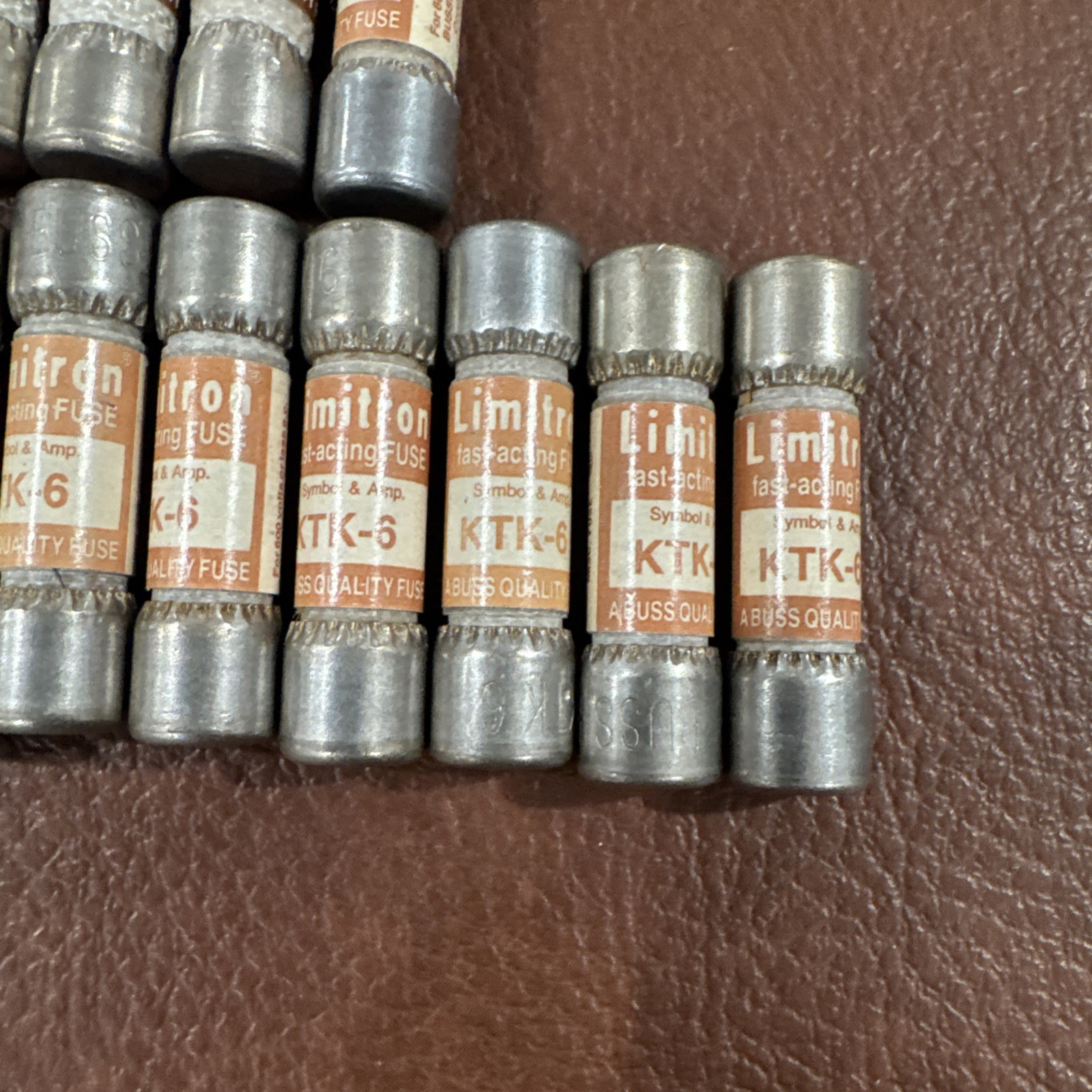 17x BUSSMANN KTK-6 LIMITRON FAST-ACTING FUSE 600V KTK 6