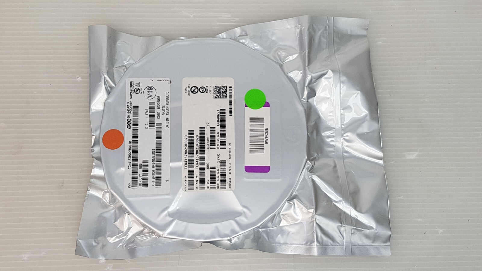 800PCS KYOCERA AVX TCN4157M025R0070 Tantalum Capacitors – Polymer