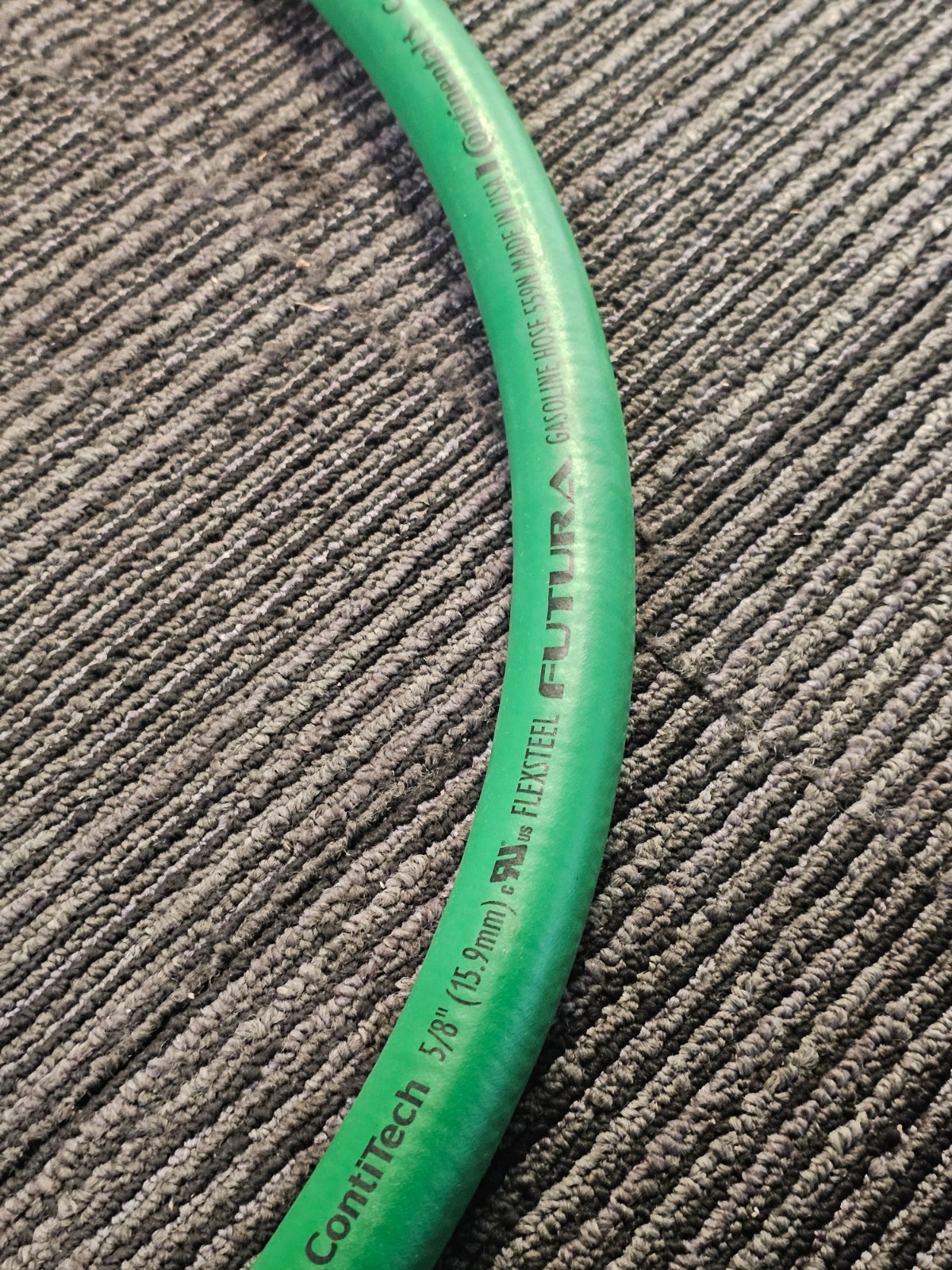 Continental ContiTech 20835375 Flexsteel Futura 5/8″ x 6′ Gasoline Hose Green