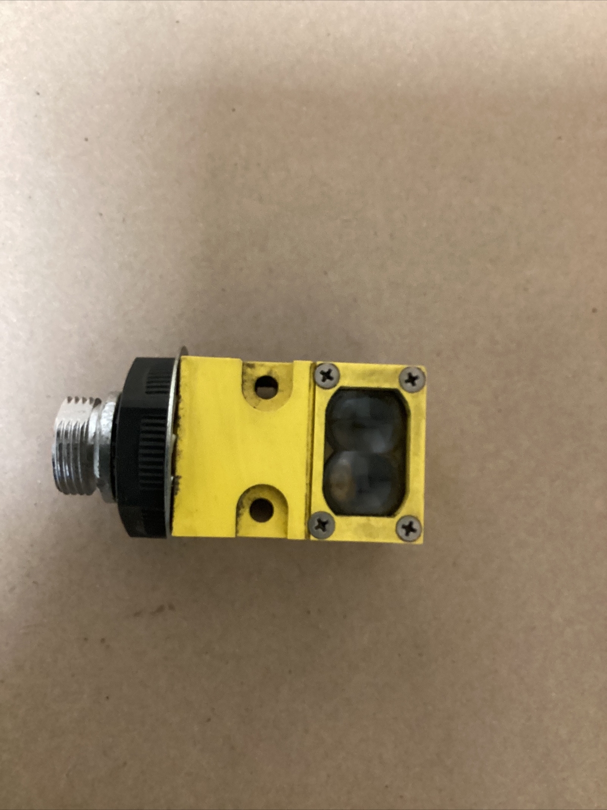 Banner SM912DQD Valu-Beam Photoelectric Sensor #270PT51FML
