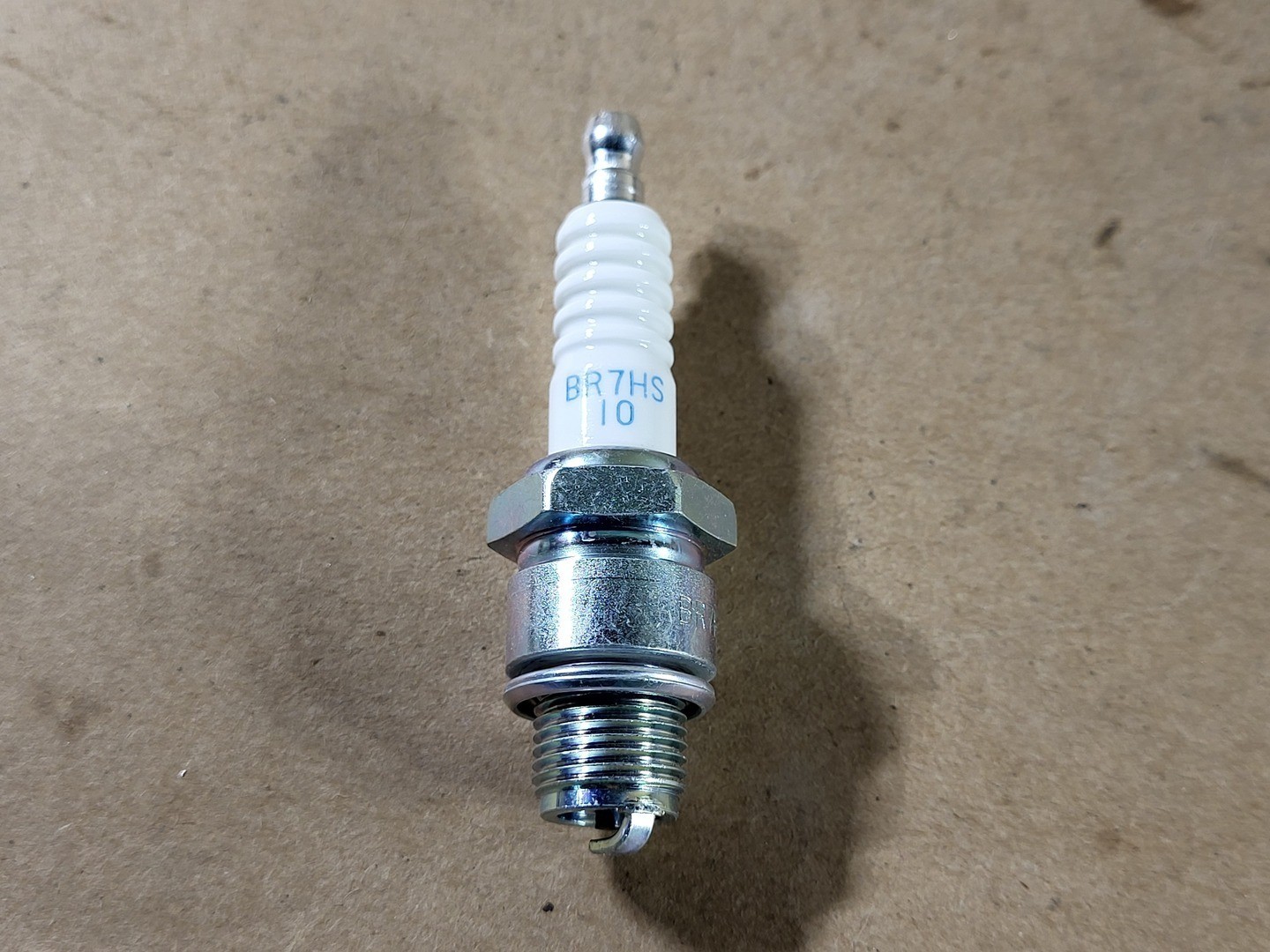 SURPLUS NEW NGK BR7HS-10 Nickel Spark Plug – Transportation