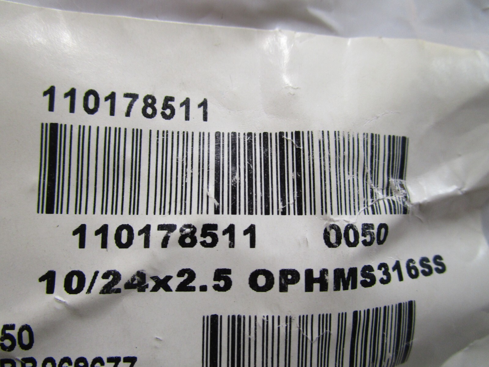 #8-32 x 3″ Phillips Oval Head Grade 18-8 Stainless Steel Machine Screw QTY 100