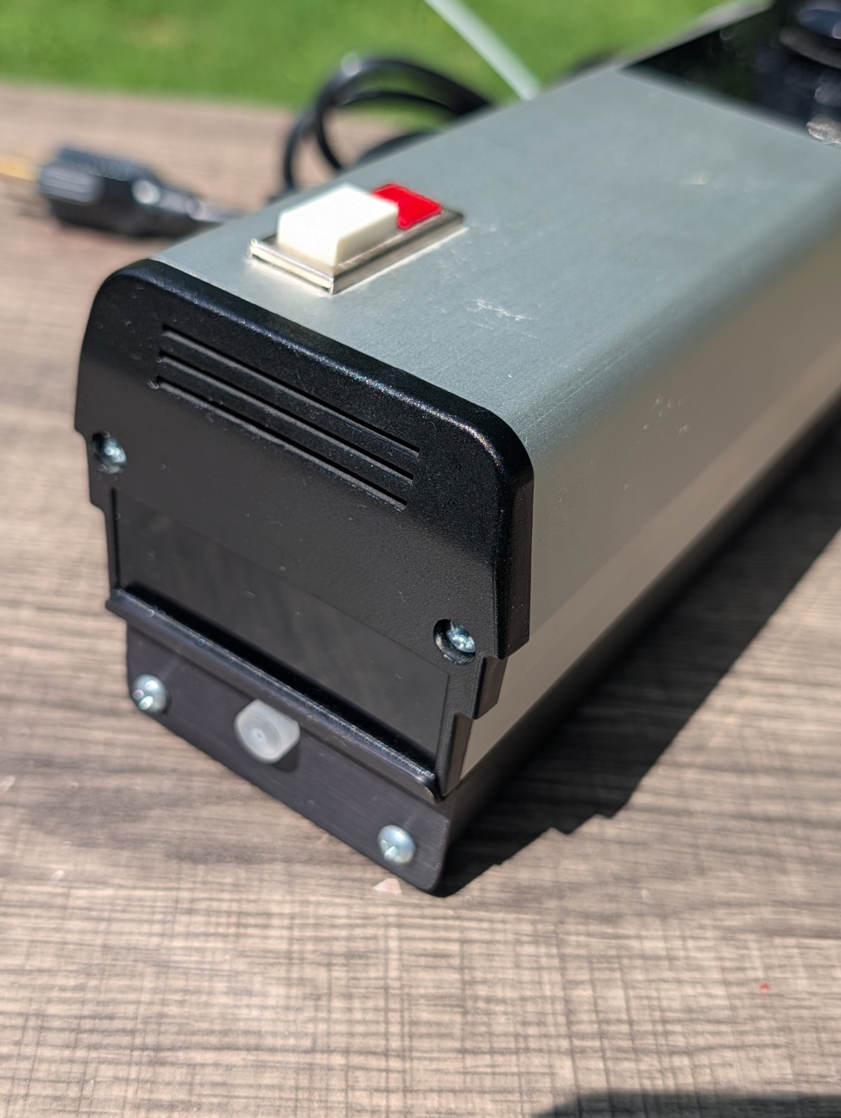 Spectroline Eprom Erasing Ultraviolet Lamp PE-140T. Powers Up, Not Tested.