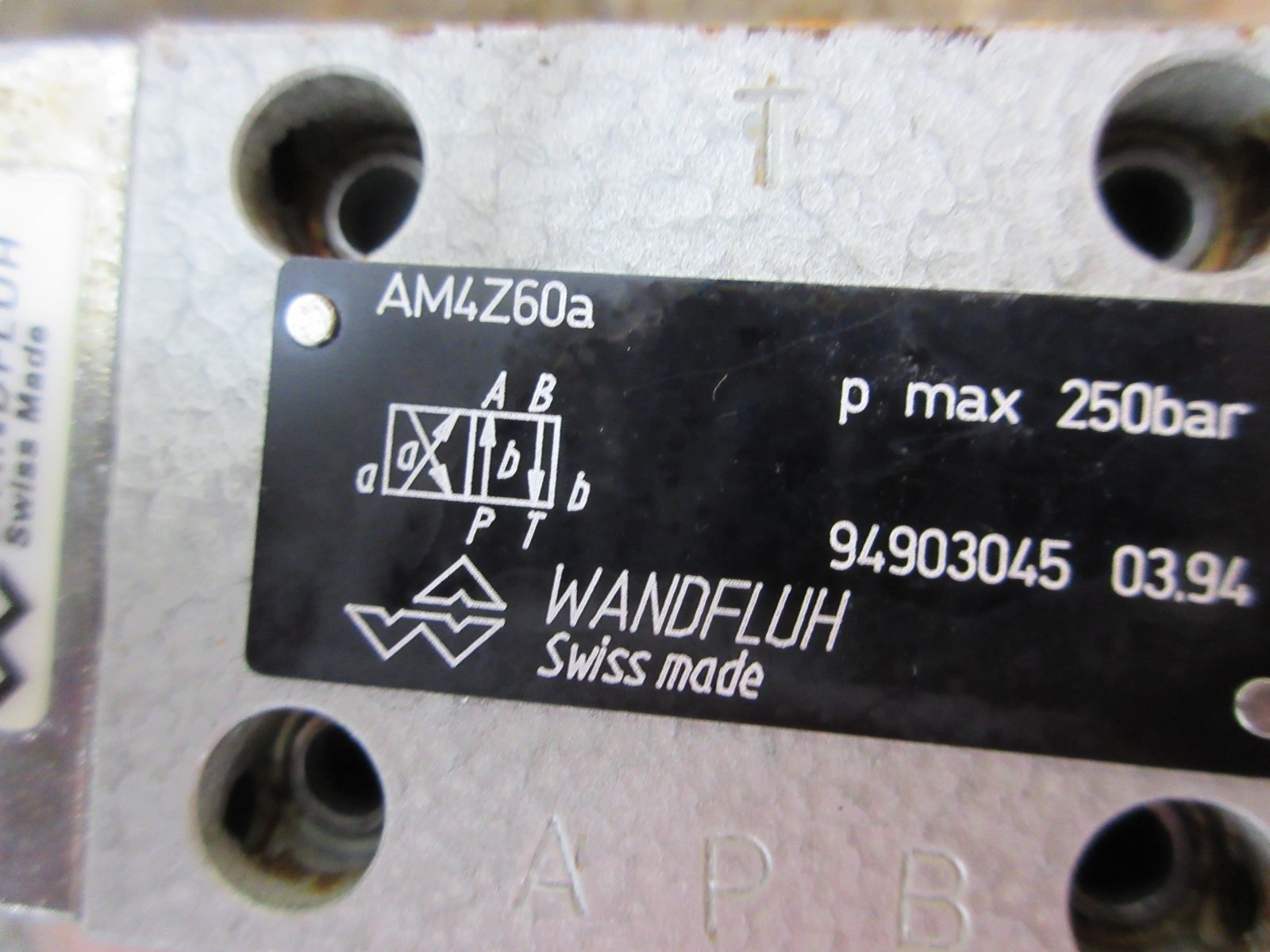 TORNOS BECHLER ENC-164 AM4Z60A WANDFLUH HYDRAULIK SIN45V VALVE
