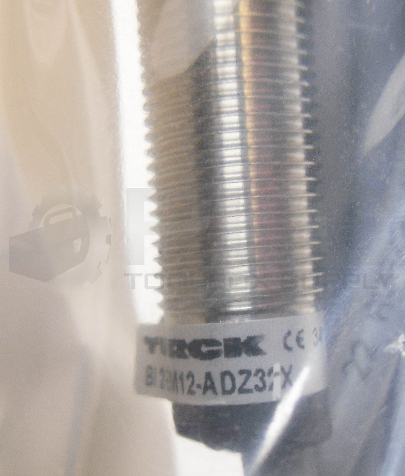 SEALED NEW TURCK BI 2-EM12-ADZ32X INDUCTIVE SENSOR 20-250VAC 10-300VDC 4205092